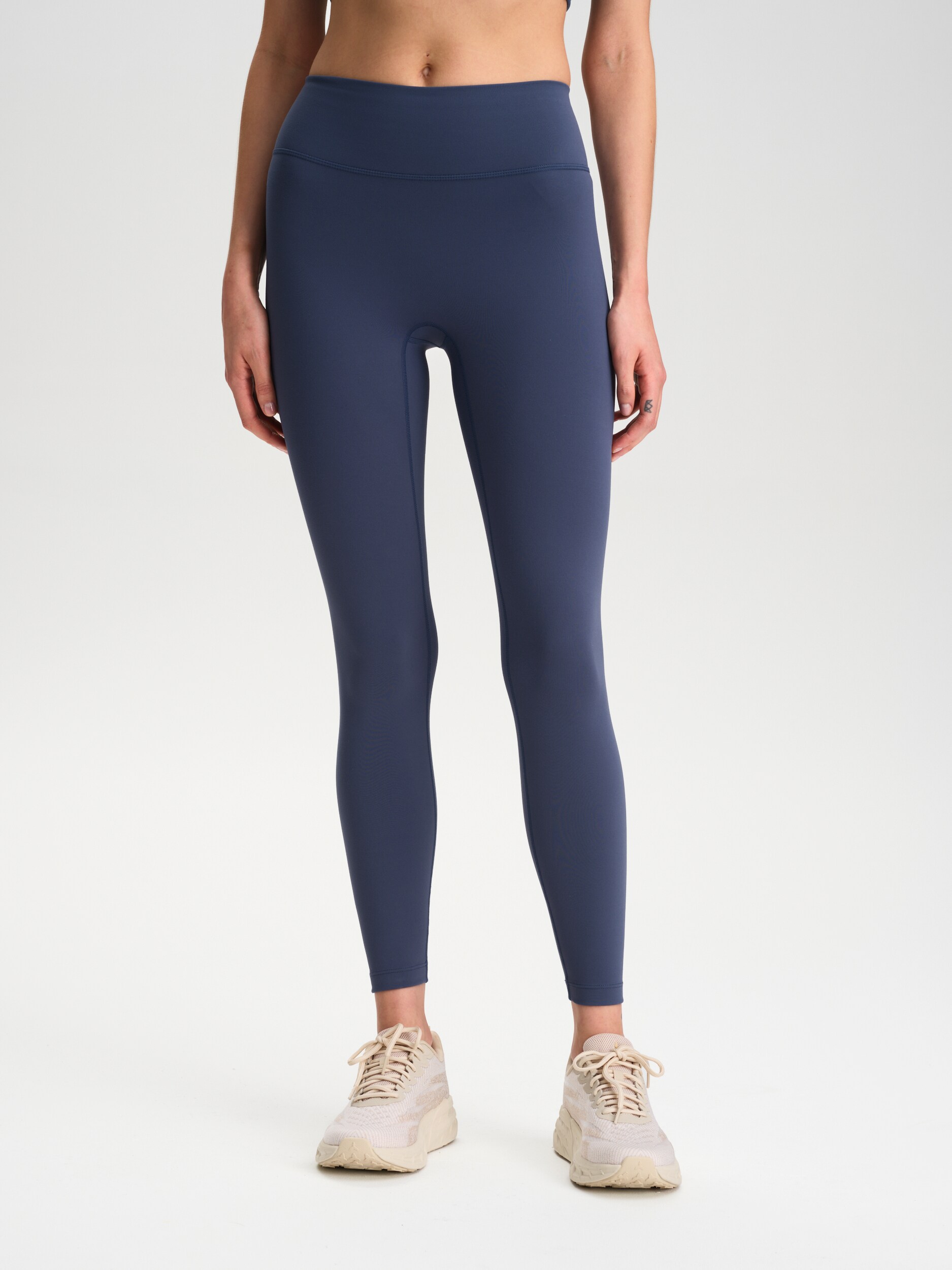 
SOC, 
W Soft Fitness Tights, 
Detail 1
