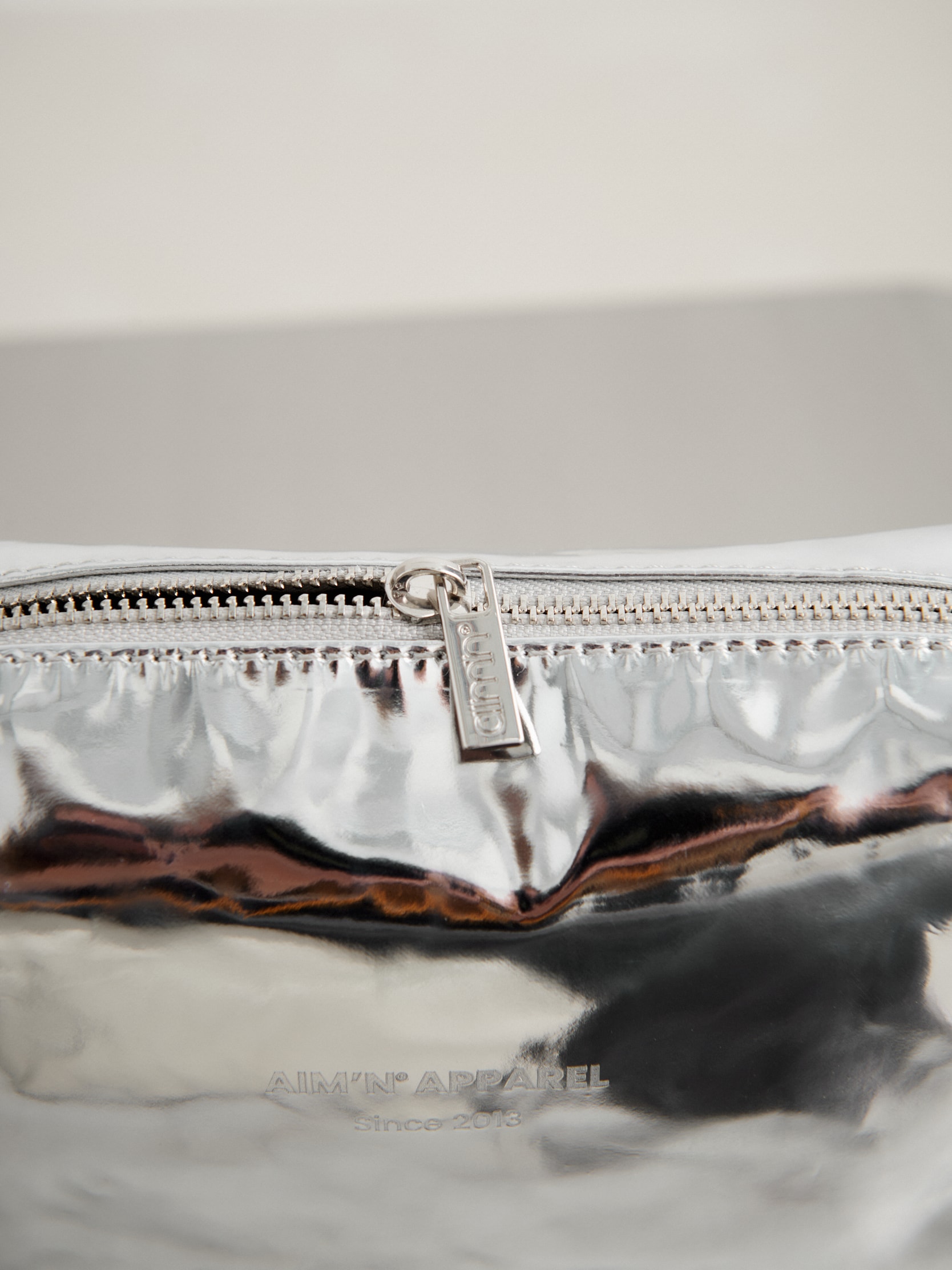 AIM&acute;N, SMALL TOILETRY BAG