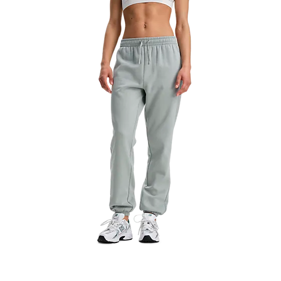 392219109101 SOC W Core Sweat Pant 392219109101 SOC W Core Sweat Pant Model01 Detail