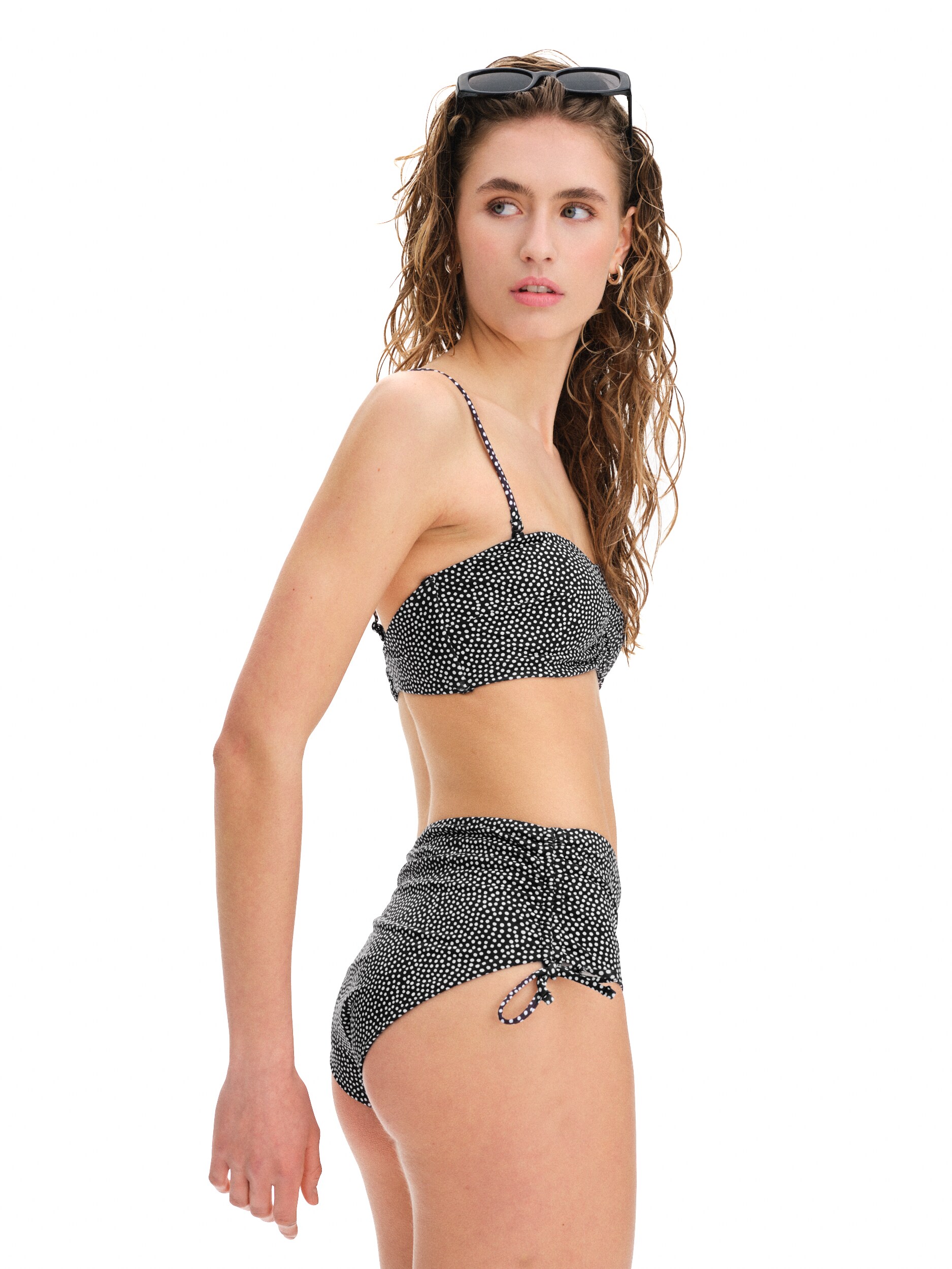 MARINE CLASSIC, High Brief W