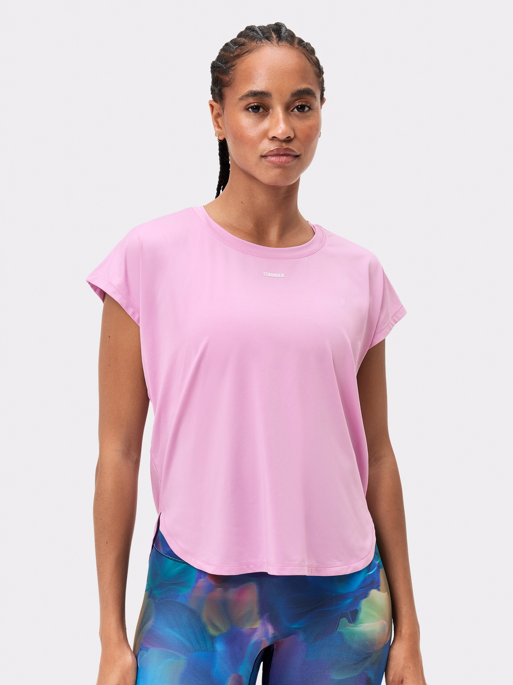 
STRONGER, 
Drop T-shirt, 
Detail 1
