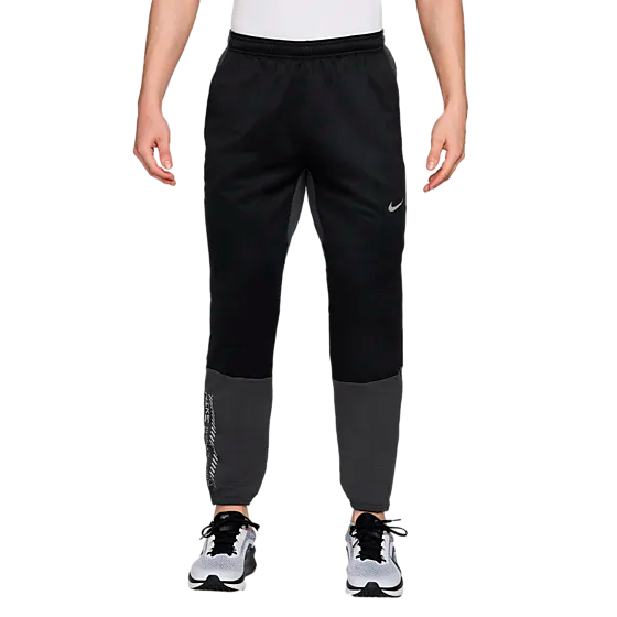 408646101101 NIKE  M Therma-FIT Winter Challenger Pant 408646101101 NIKE M Therma-FIT Winter Challenger Pant  Model01 Detail