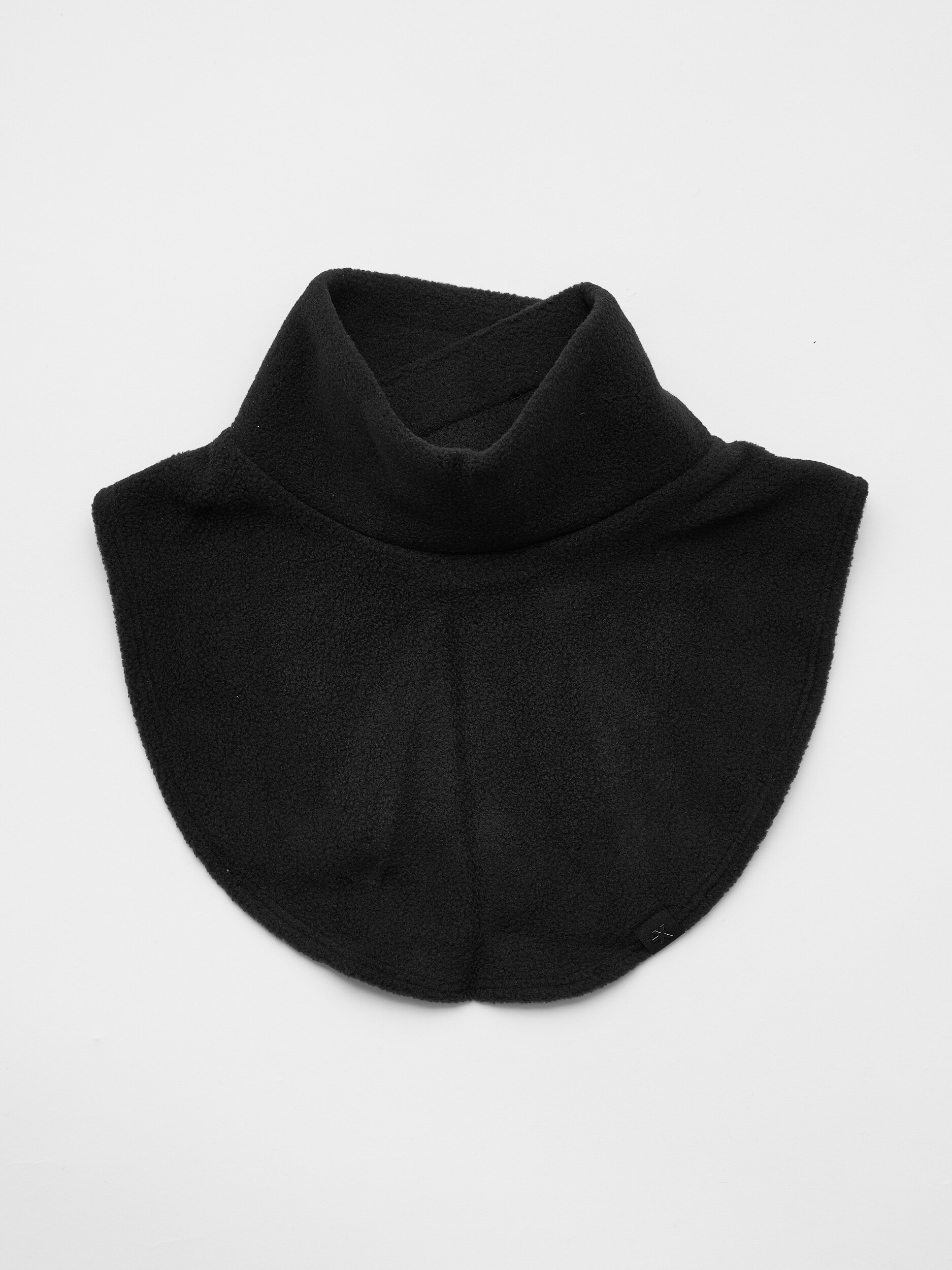 
EVEREST, 
K Fleece Rollneck, 
Detail 1
