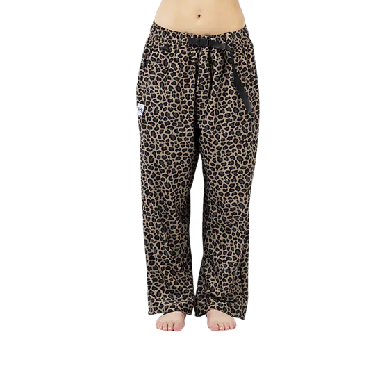 407704101102 EIVY W Versa Travel Pants 407704101102 EIVY W Versa Travel Pants Model01 Detail