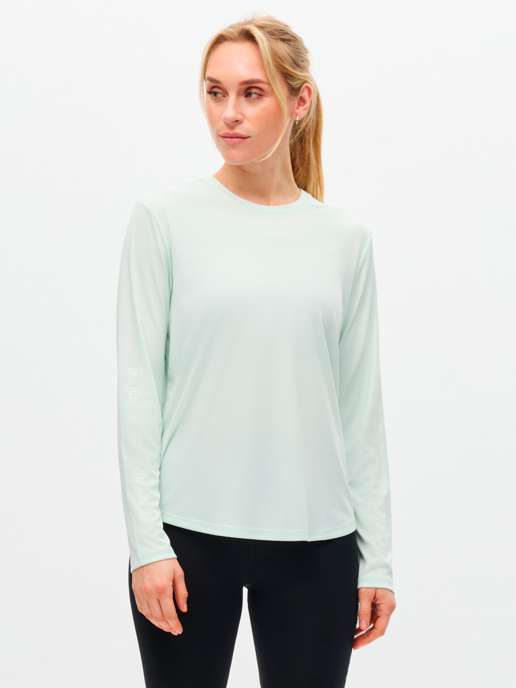 
R&Ouml;HNISCH, 
Lush Logo Long Sleeve, 
Detail 1
