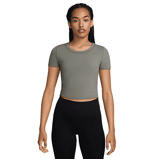 395775103106 NIKE Nike One Fitted Women'S Dri-Fit Ss 395775103106 NIKE Nike One Fitted Women'S Dri-Fit Ss Model01 Detail