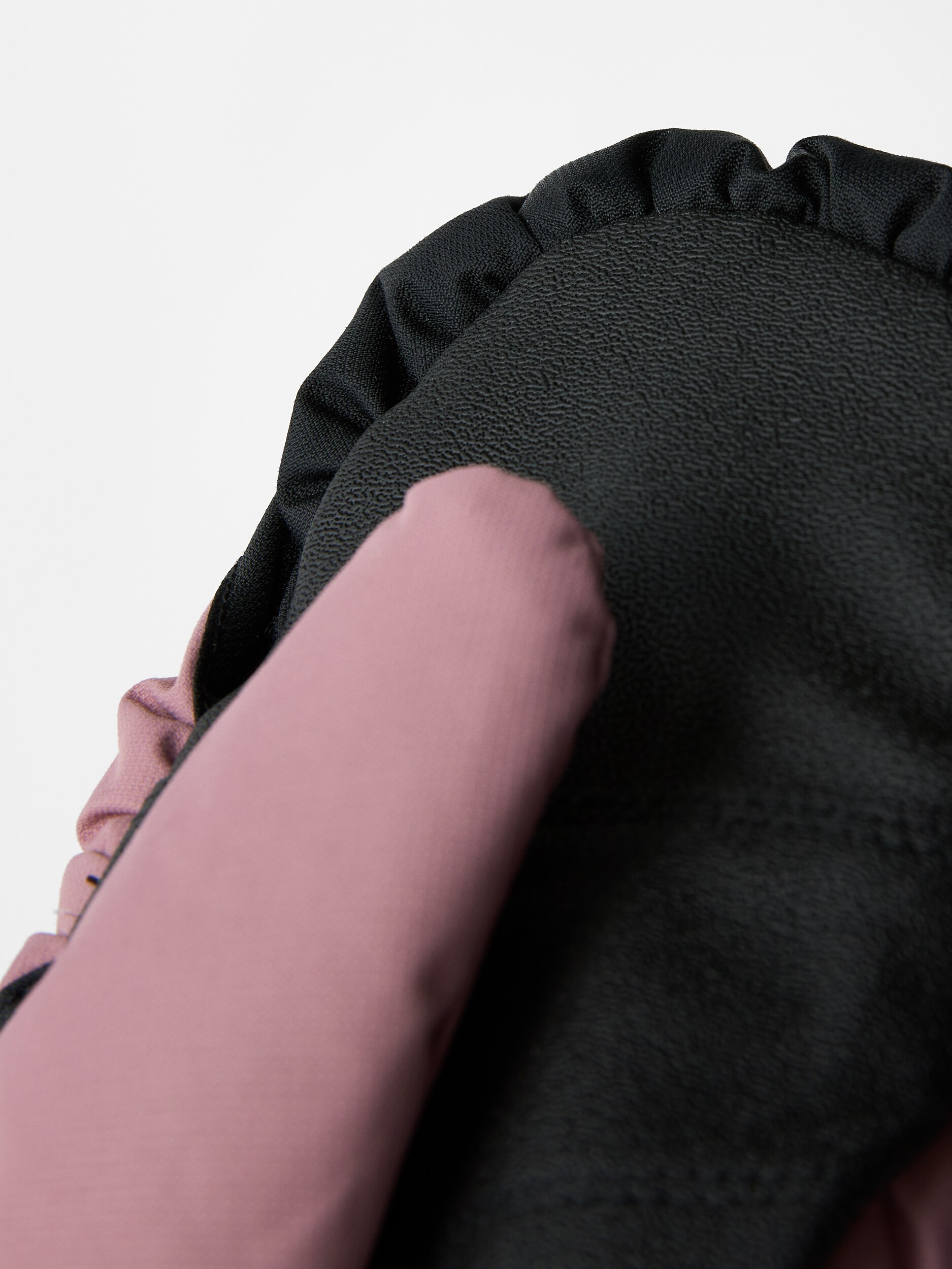 KOMBI, W Spooze Mitten Ii