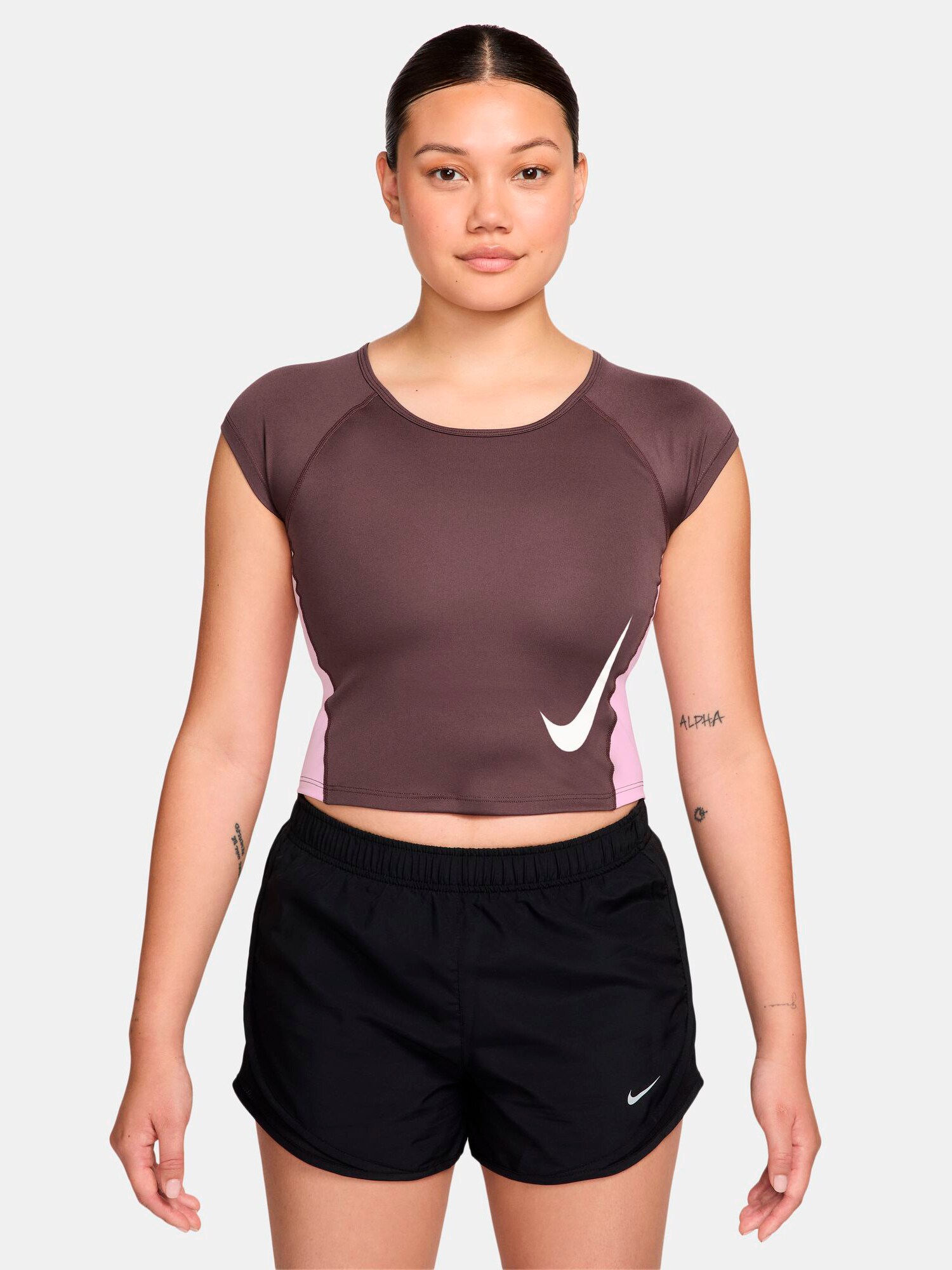 
NIKE, 
W NK TEMPO SWOOSH RUN SS, 
Detail 1
