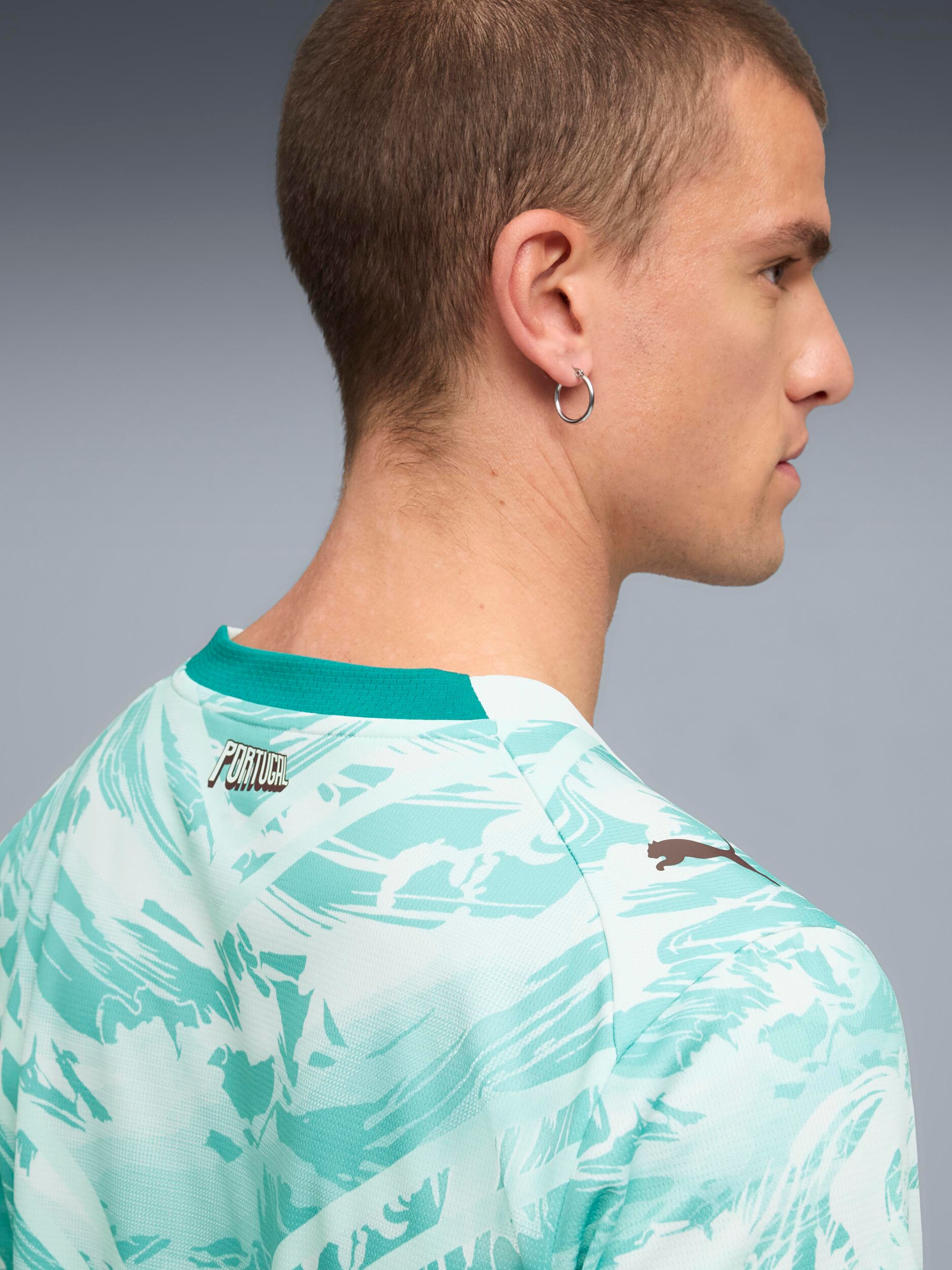 
PUMA, 
FPF AWAY JERSEY REPLICA, 
Detail 1
