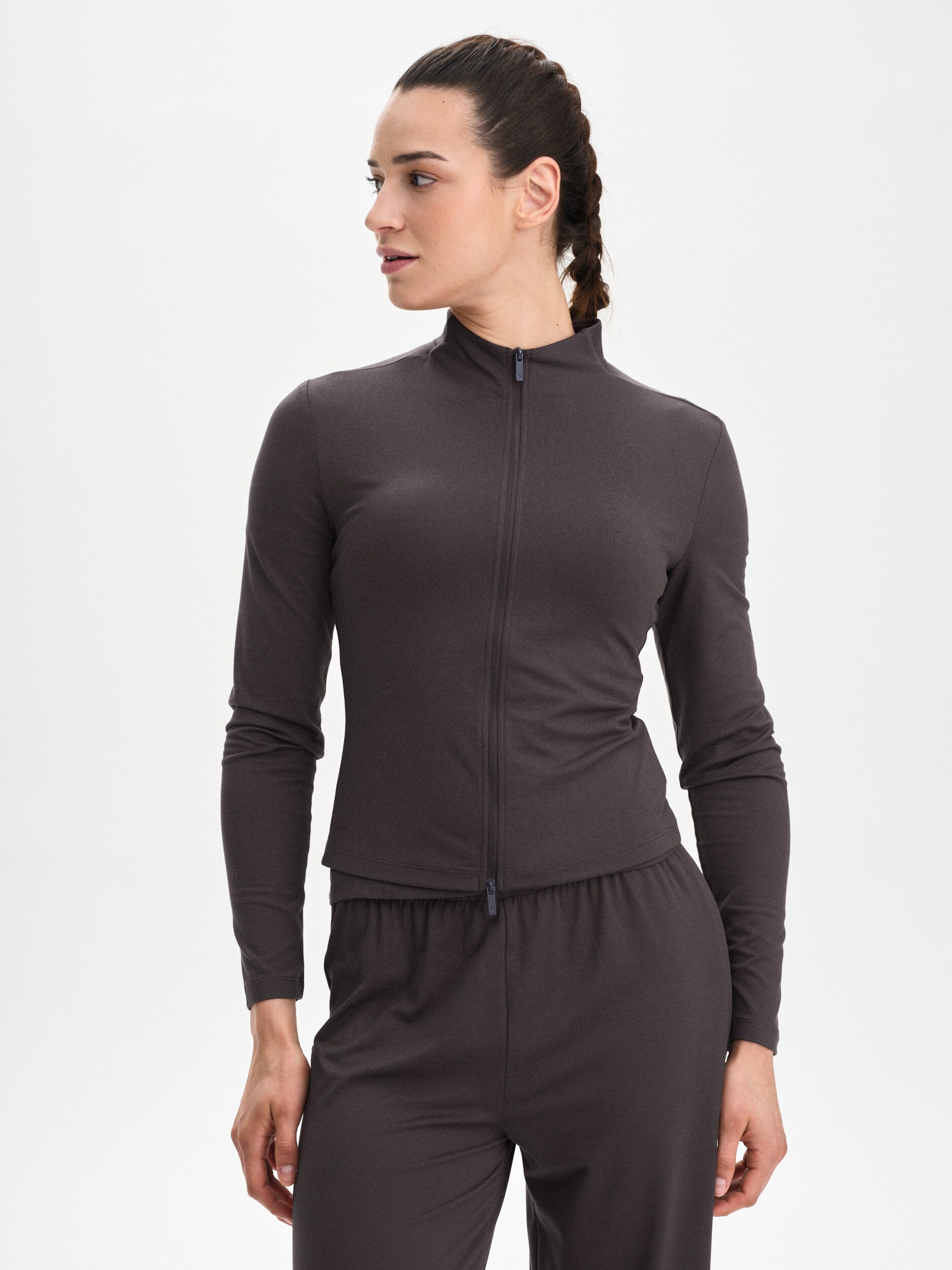 
SOC, 
W Soft Full Zip, 
Detail 1
