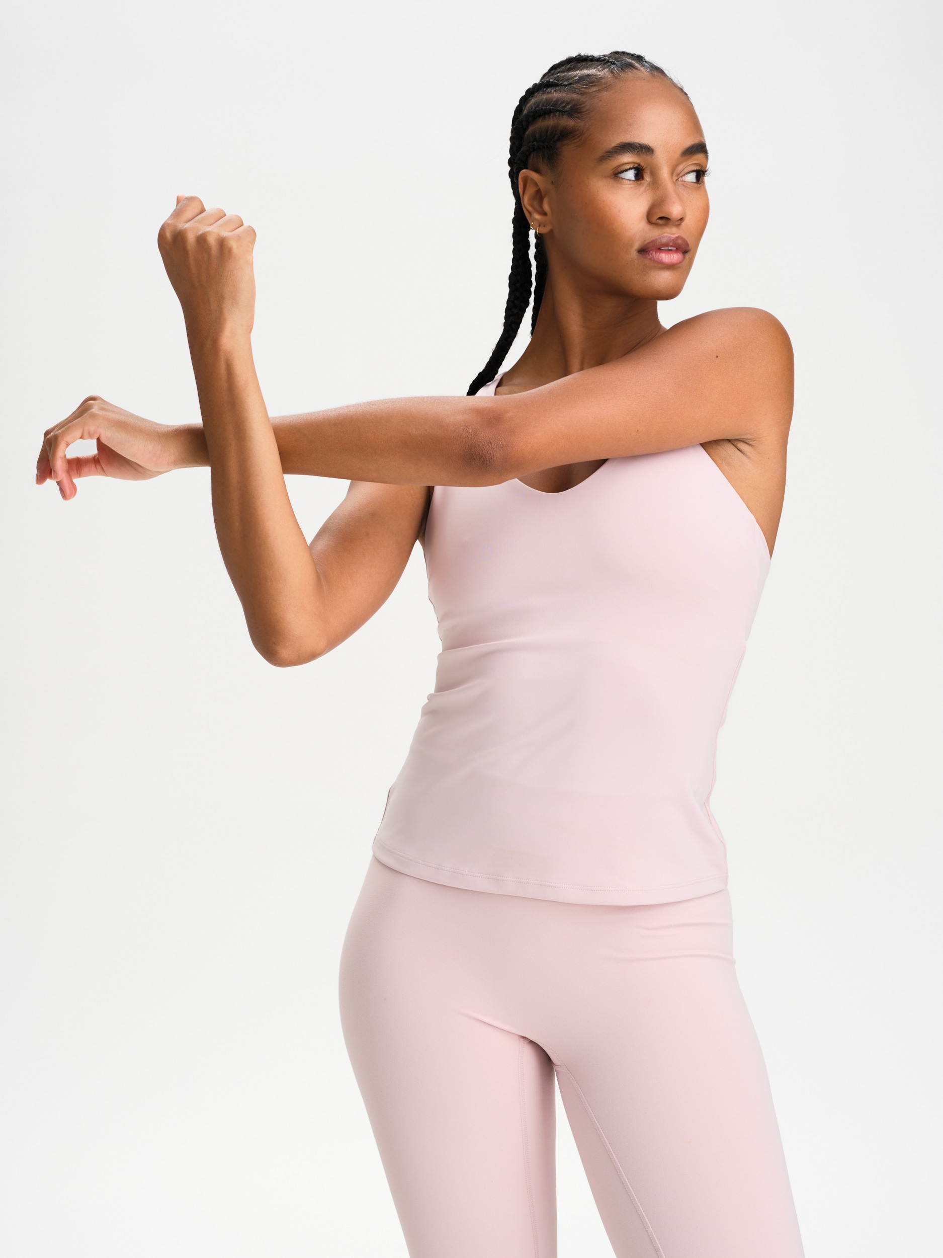 
SOC, 
W Strappy Singlet, 
Detail 1
