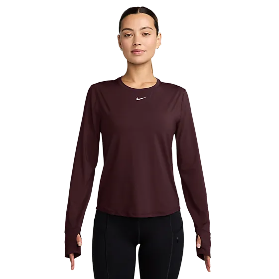 405695104101 NIKE  Nike One Classic Women's Dri-fit Lo 405695104101 NIKE Nike One Classic Women's Dri-fit Lo  Model01 Detail