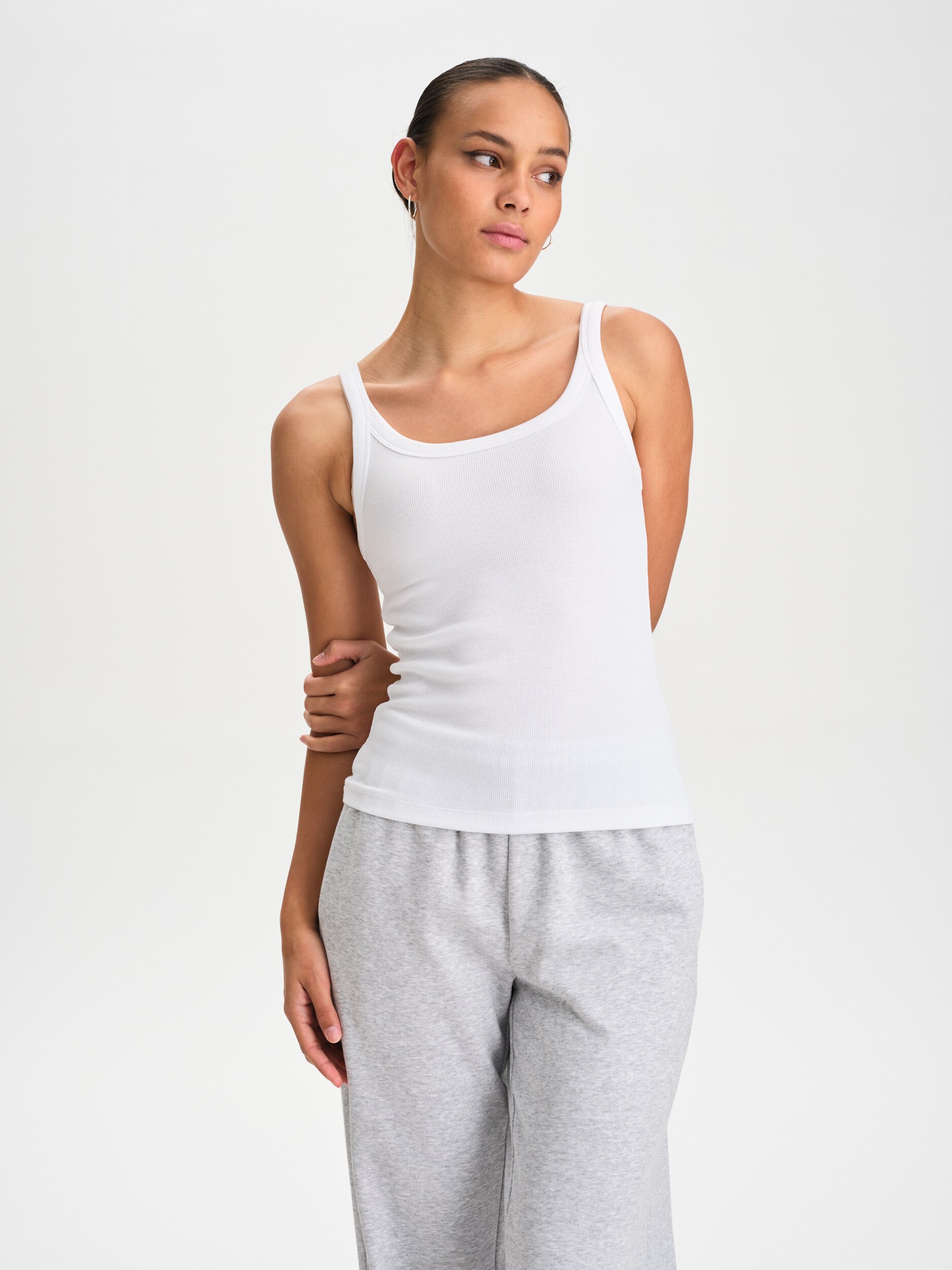 
SOC, 
W Rib Singlet, 
Detail 1
