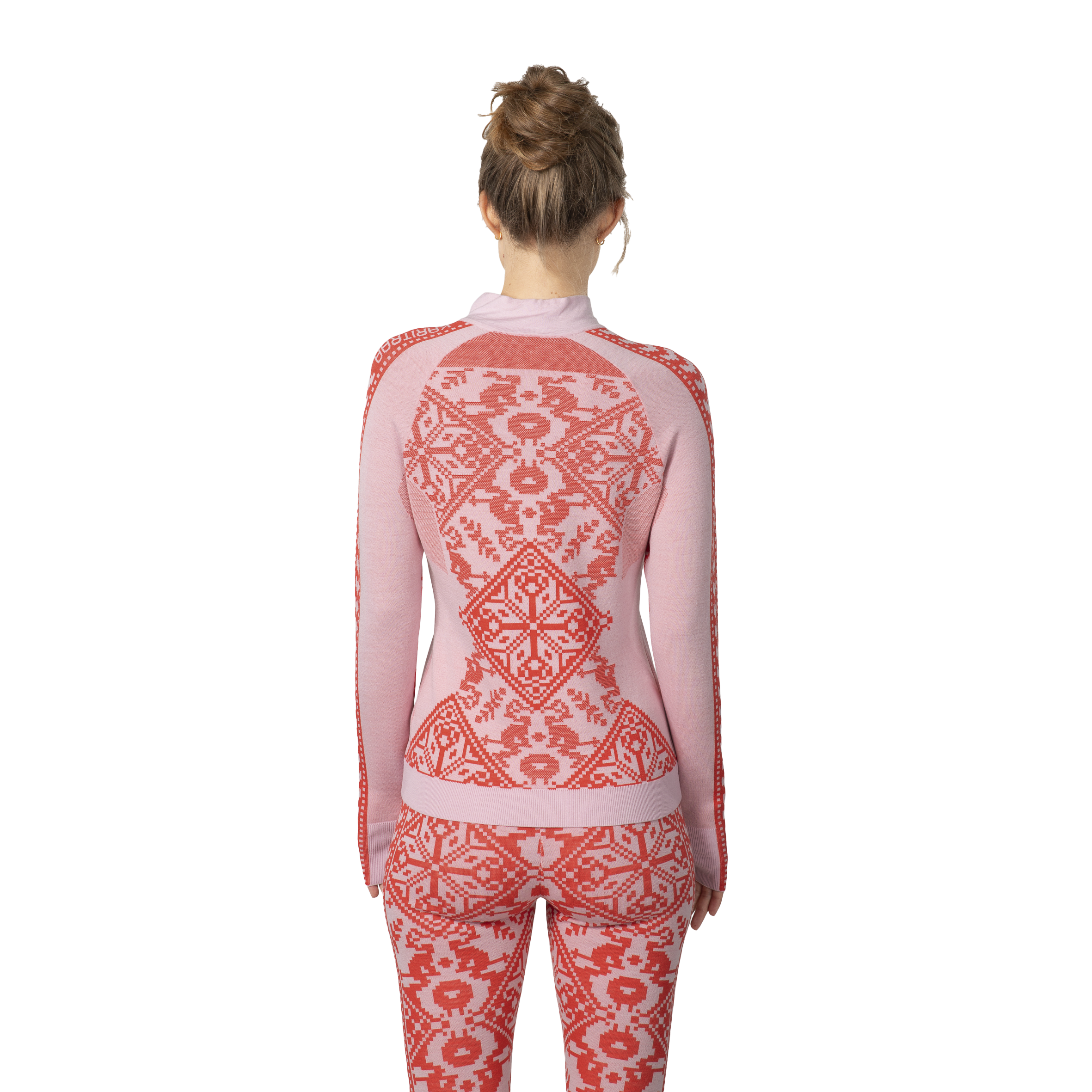 KARI TRAA, W Saga Hz