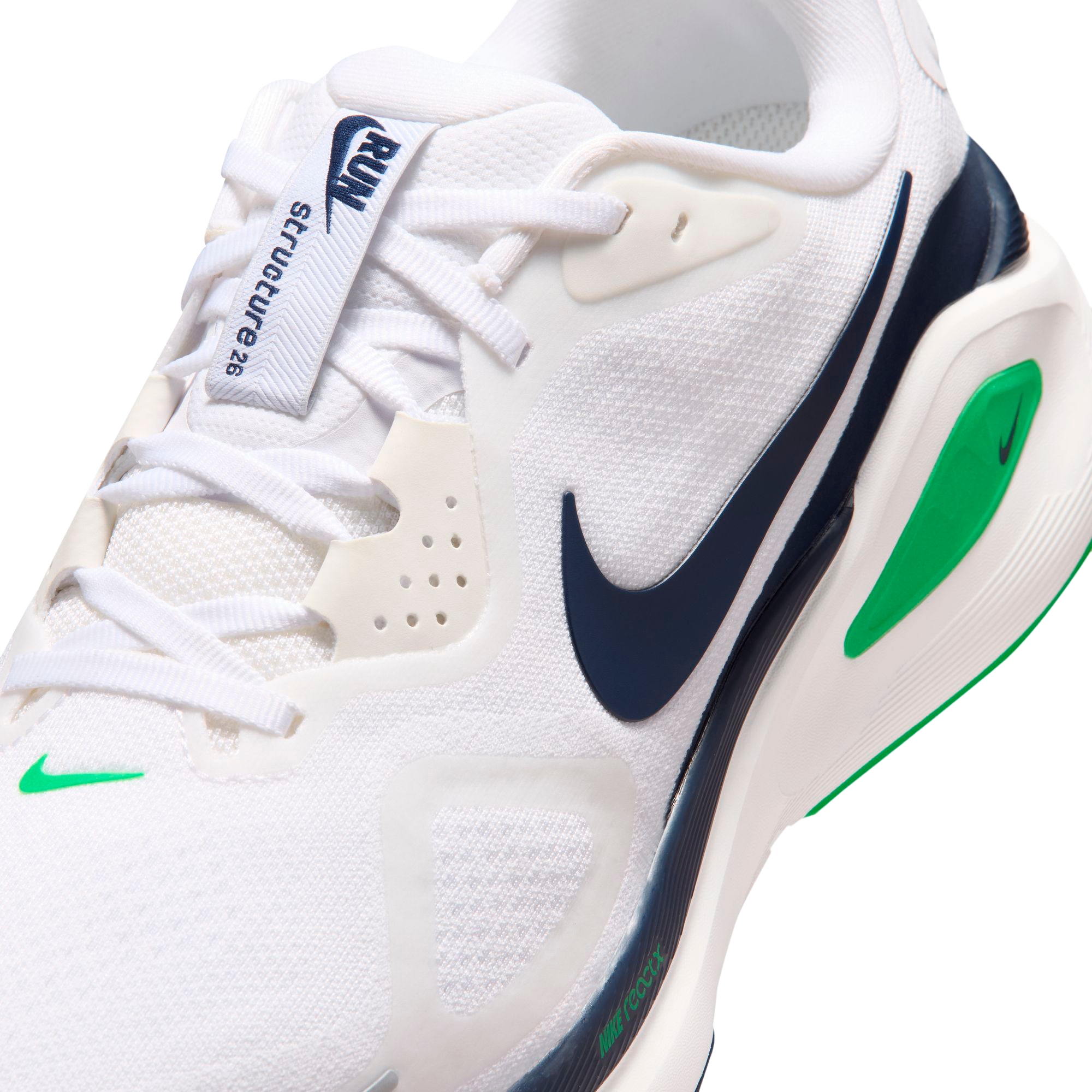 NIKE, M Structure 26
