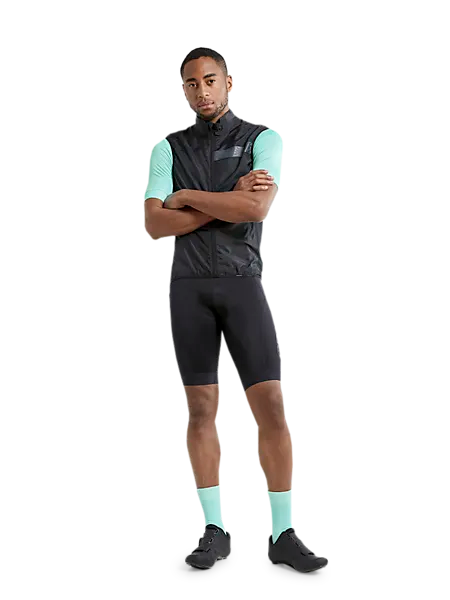 299604101101 CRAFT M Essence Light Wind Vest 299604101101 CRAFT M Essence Light Wind Vest Model01 Detail