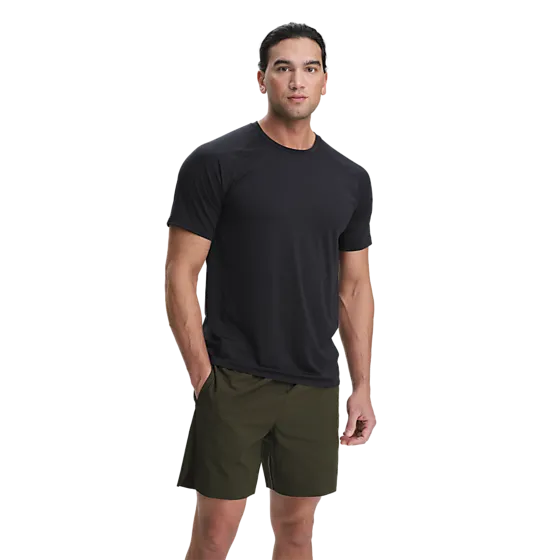 400194102101 SOC M Strength Tee 400194102101 SOC M Strength Tee Model01 Detail