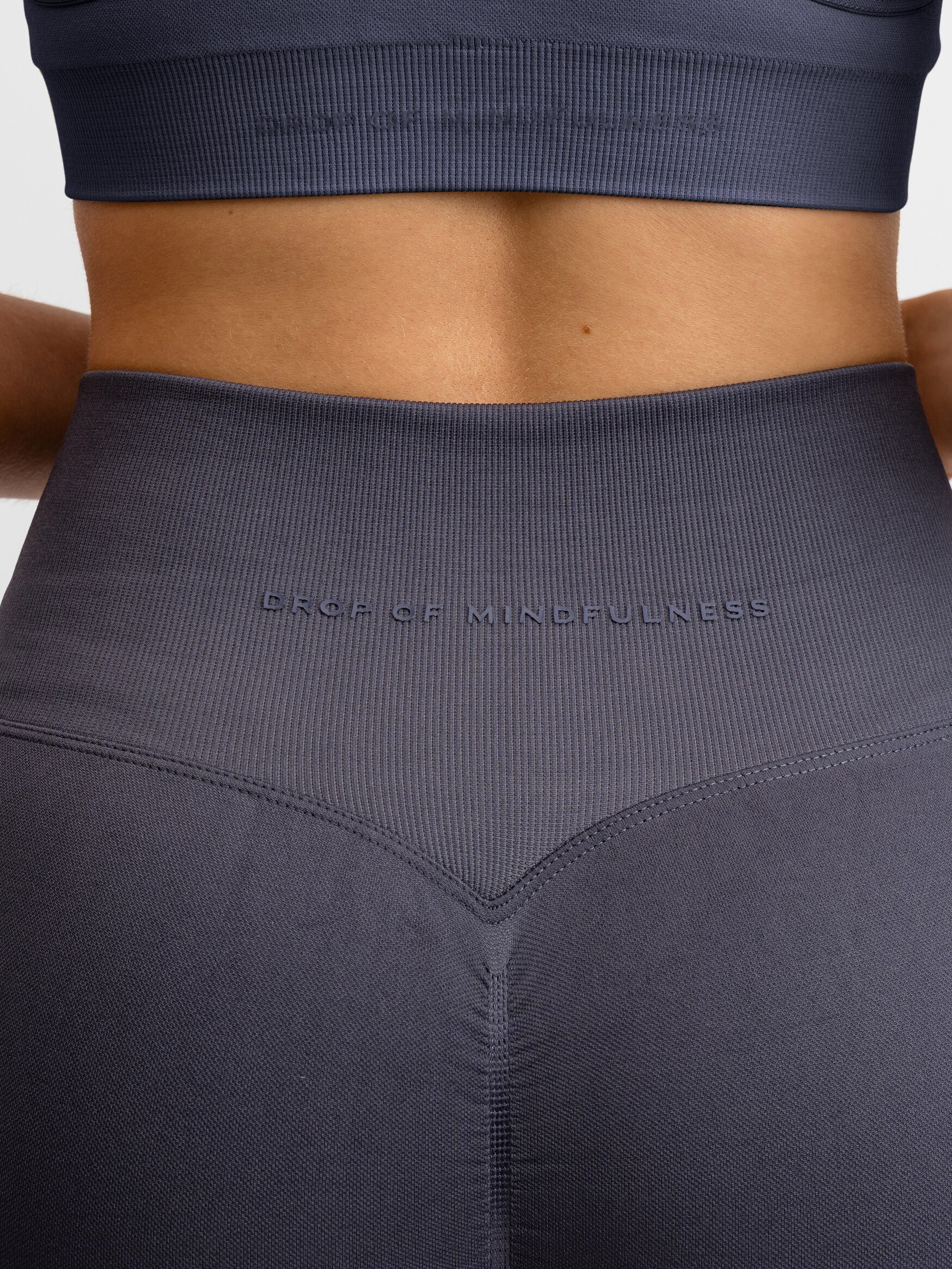 DROP OF MINDFULNESS, SEAMLESS SCRUNCH BIKE SHORTS