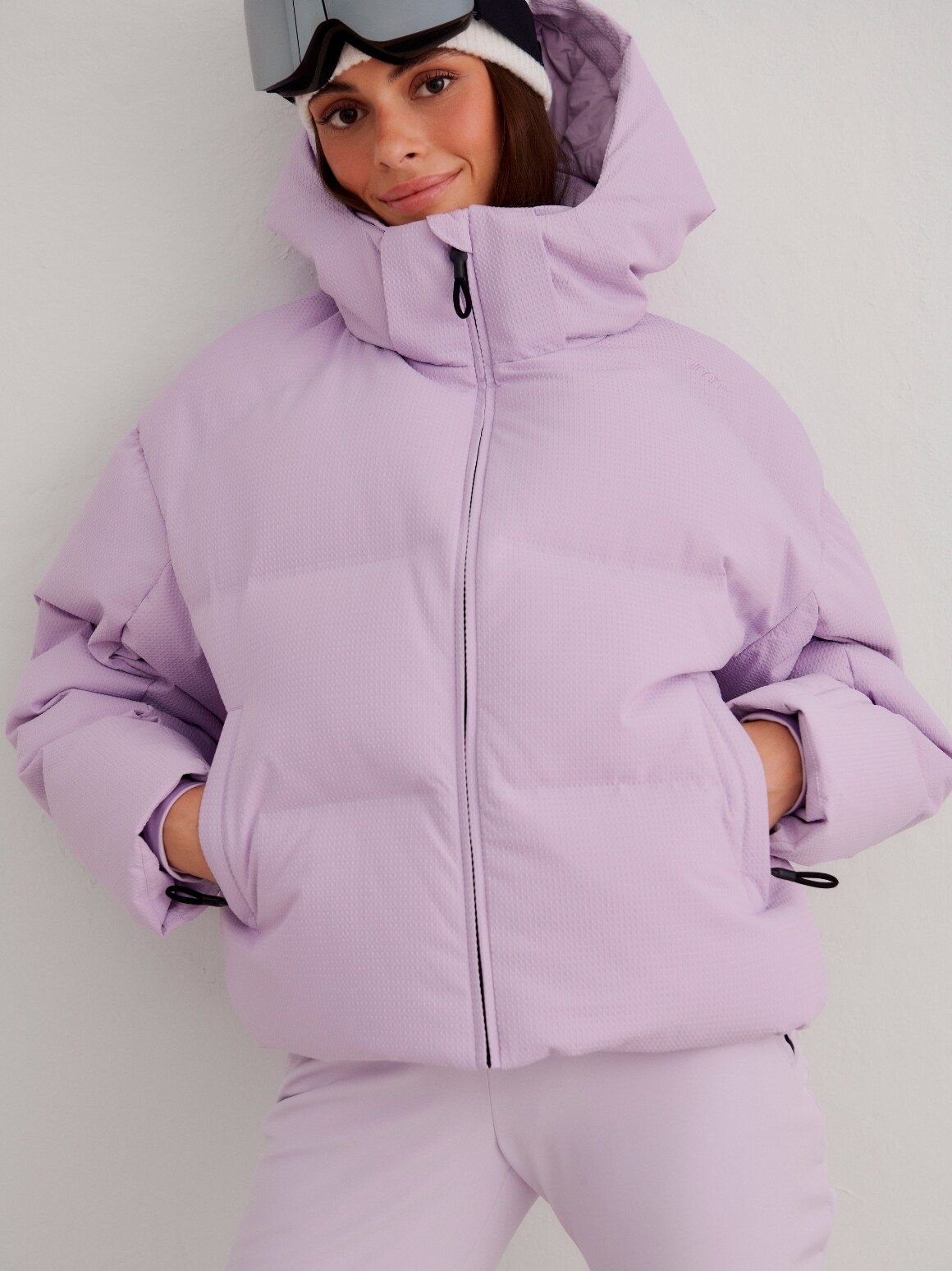 
AIM&acute;N, 
Cortina Puffer Jacket, 
Detail 1
