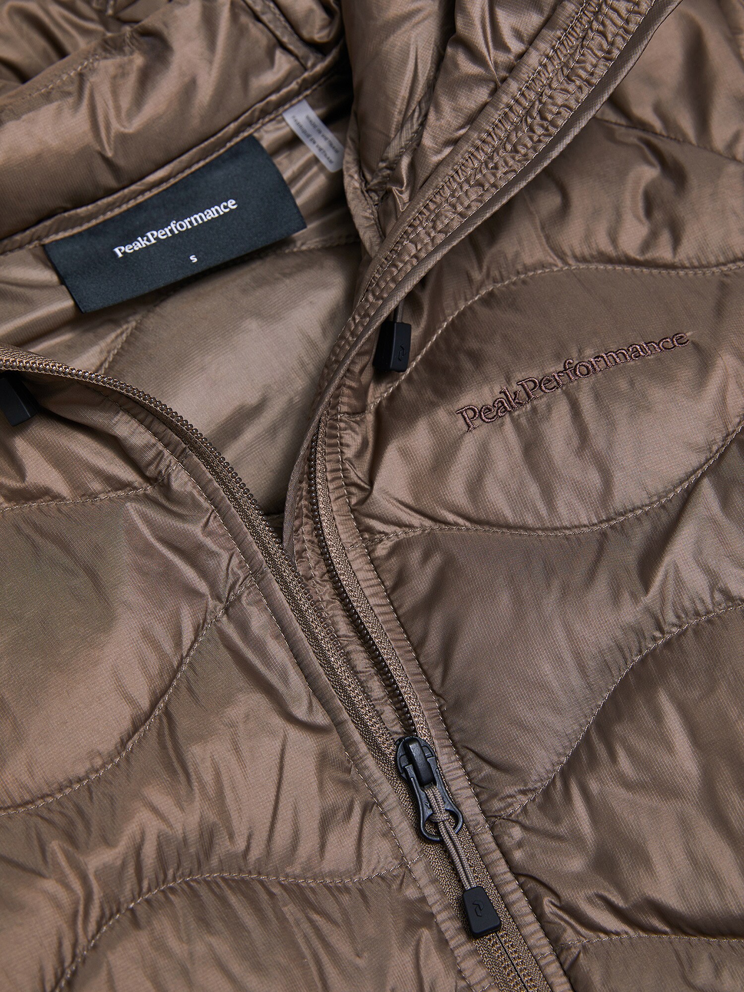 PEAK PERFORMANCE, W Helium Down Hood Jacket