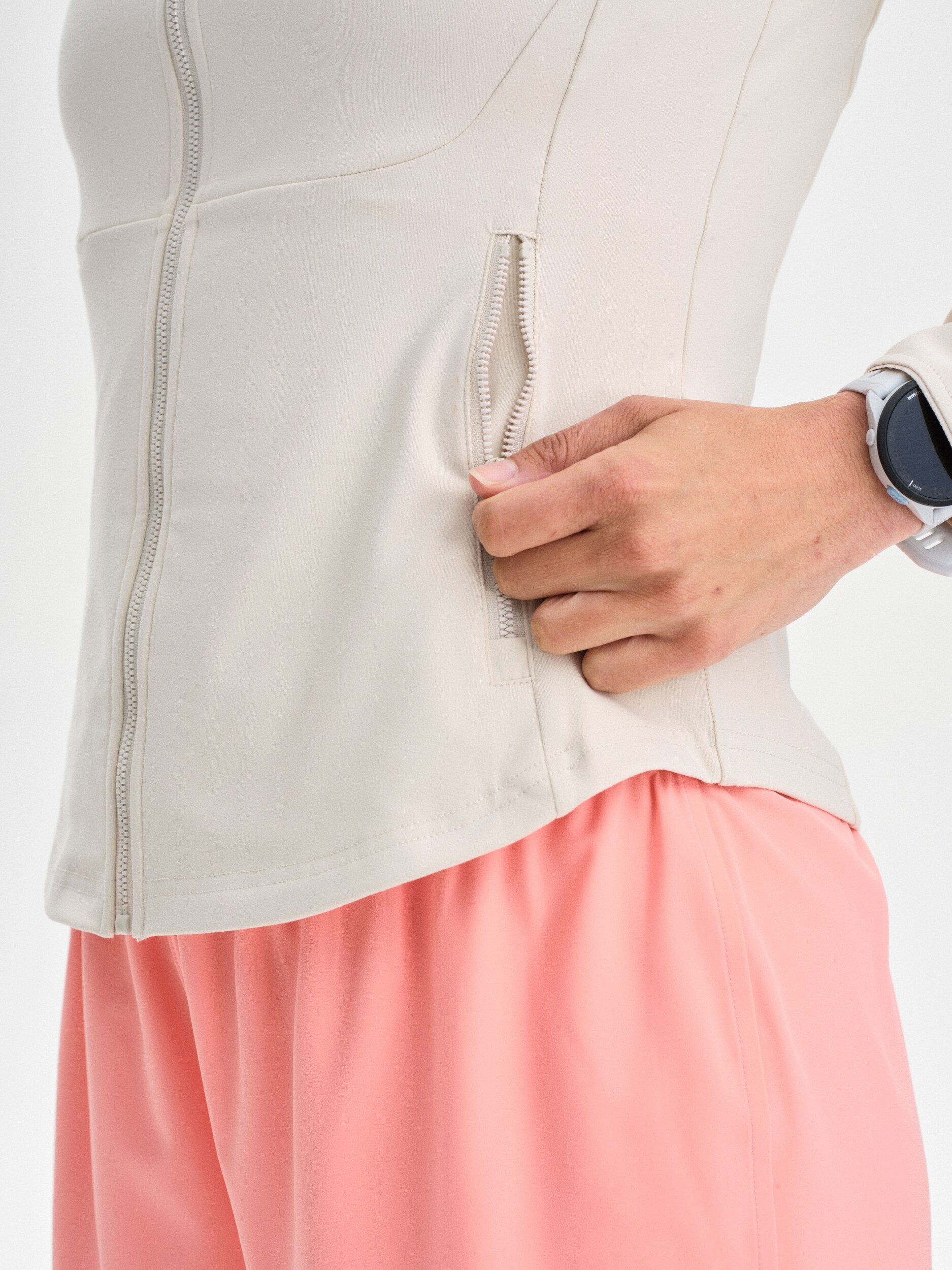 SOC, W Run Soft Zip