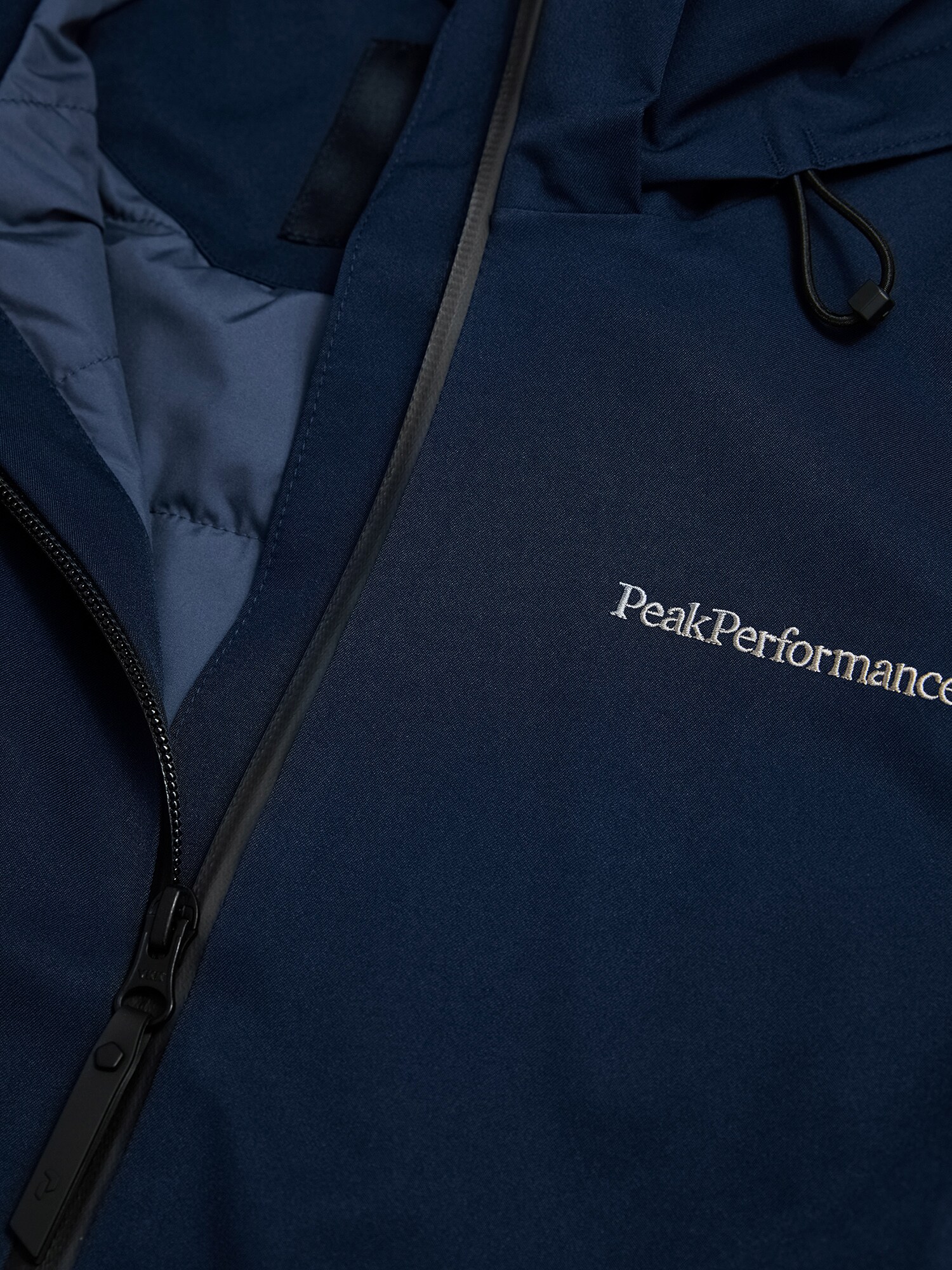 PEAK PERFORMANCE, W Anima Insulated Jacket