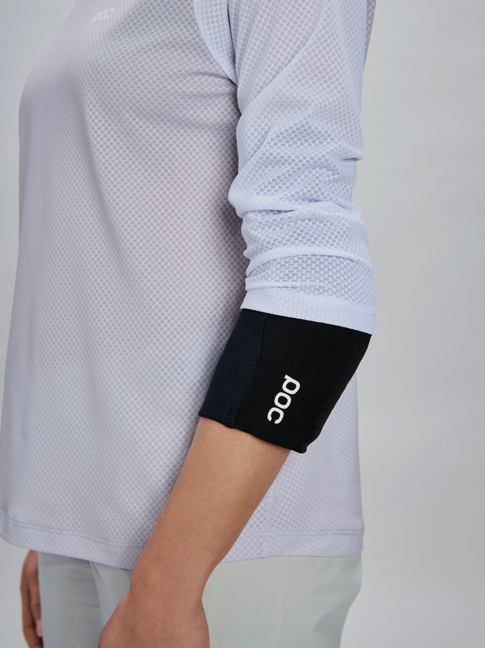 
POC, 
VPD MAX ELBOW, 
Detail 1
