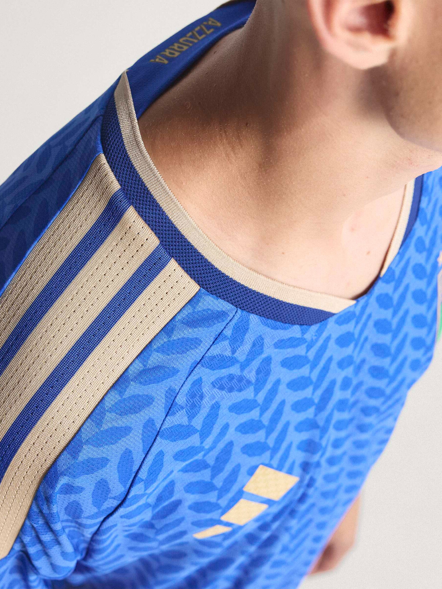 ADIDAS, Italy 26 Home Authentic Jersey