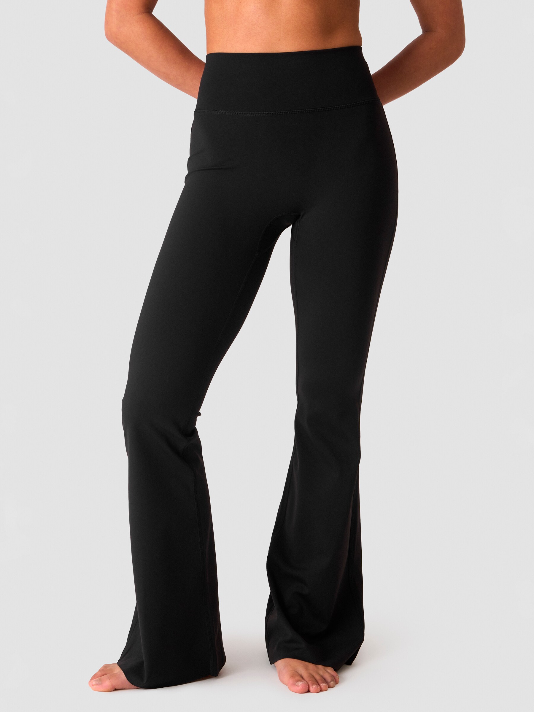 
ICANIWILL, 
NIMBLE NO-RISE FLARED TIGHTS PETIT W, 
Detail 1
