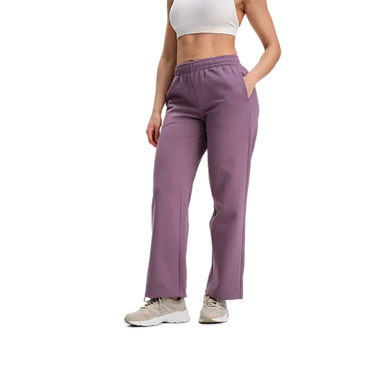 400755105101 SOC W Core Straight Pant 400755105101 SOC W Core Straight Pant Model01 Detail