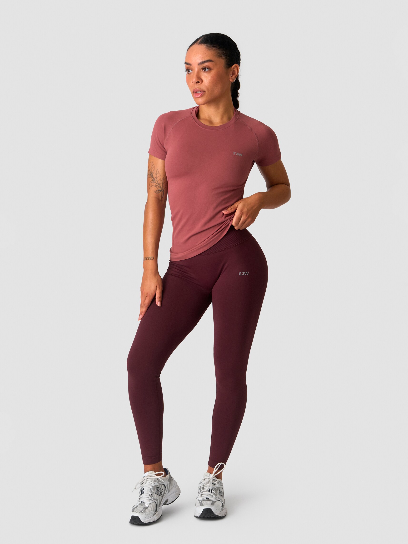 ICANIWILL, DEFINE SEAMLESS T-SHIRT W