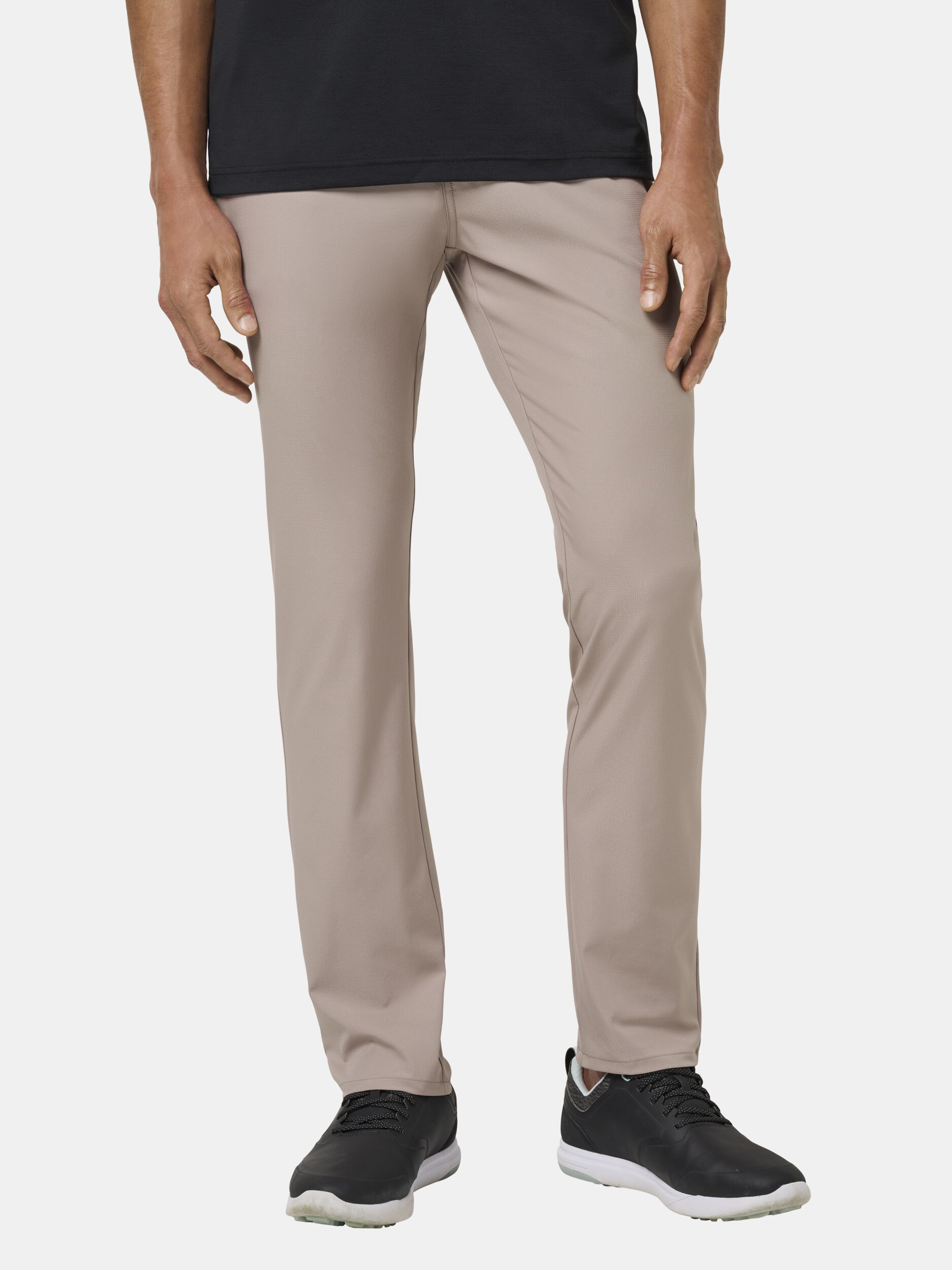 
TRAVISMATHEW, 
M WANDERLUST GOLF PANT, 
Detail 1
