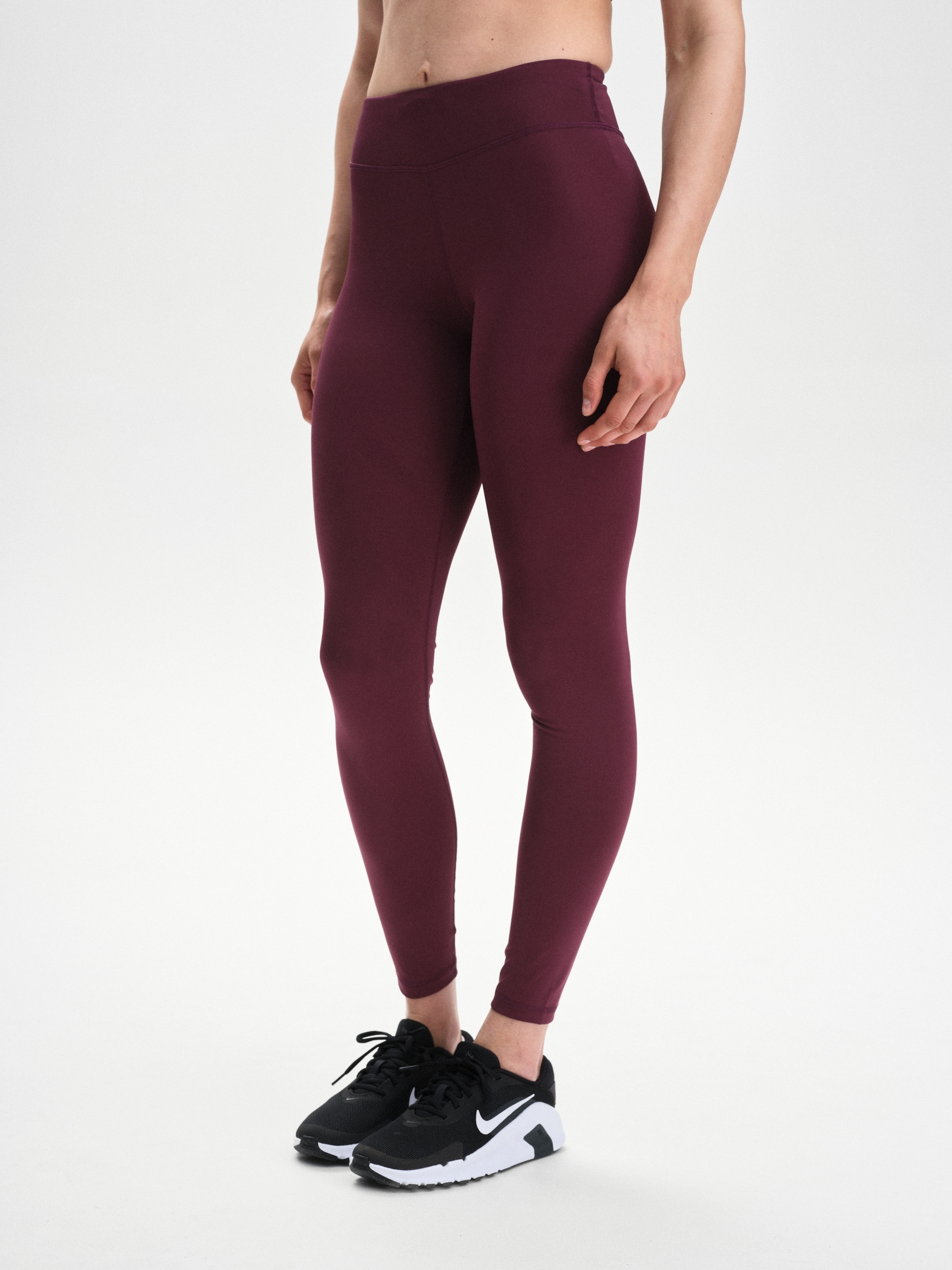 
SOC, 
W BASE TIGHTS, 
Detail 1
