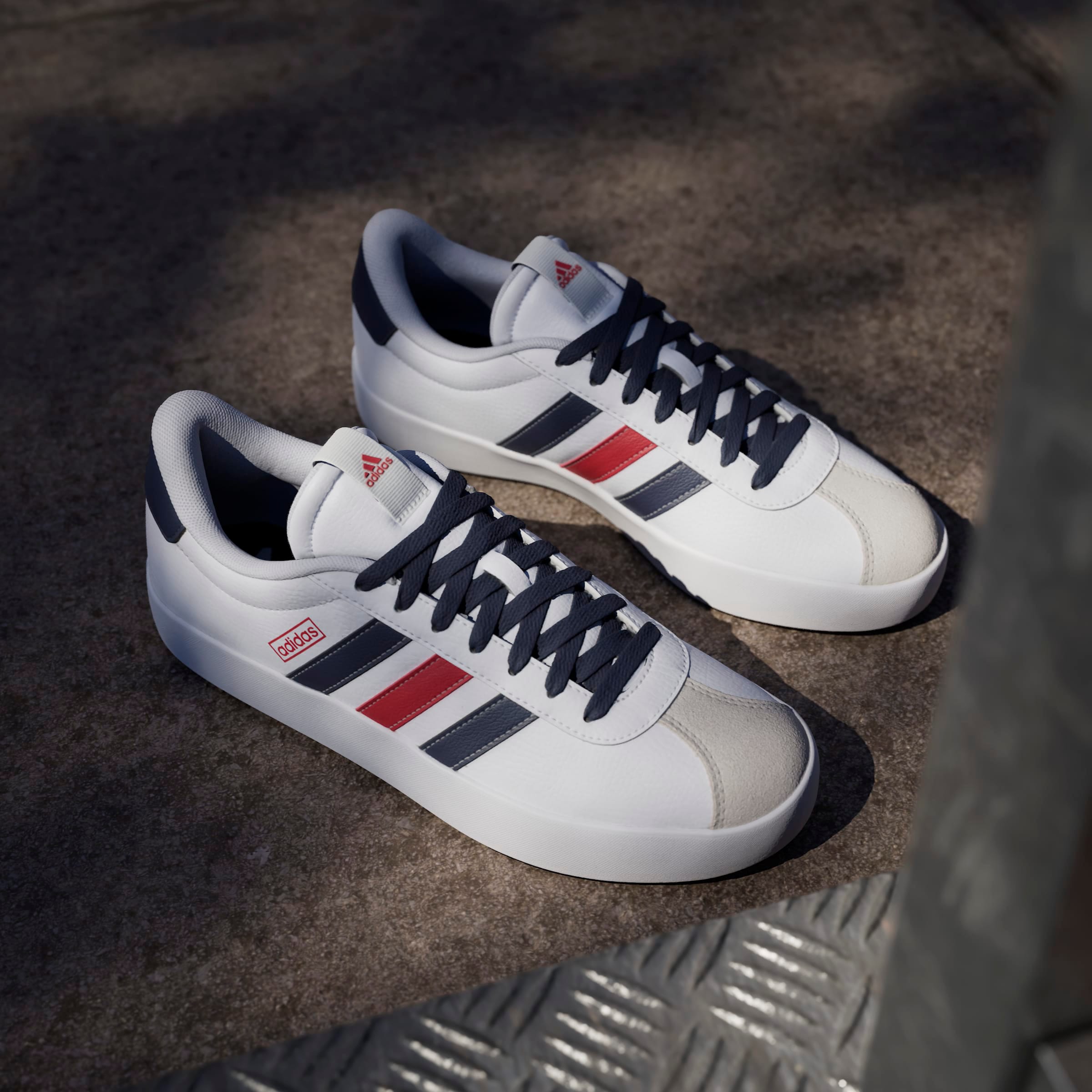 
ADIDAS, 
Vl Court 3.0 M, 
Detail 1
