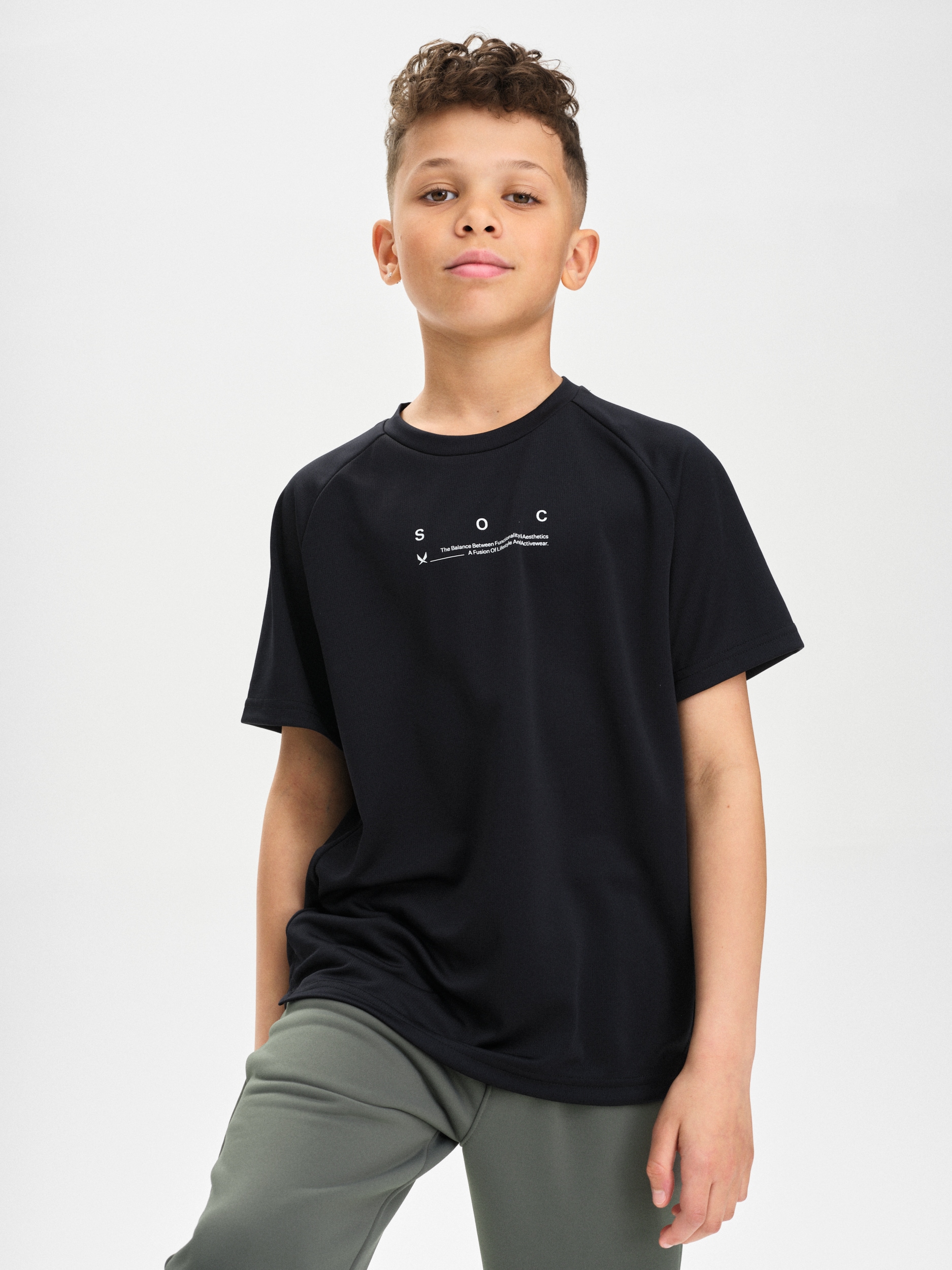 
SOC, 
J STRENGTH TEE, 
Detail 1
