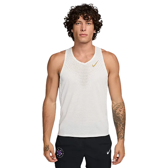 403218102101 NIKE M Nk Dfadv Aroswft Jakob Singlet 403218102101 NIKE M Nk Dfadv Aroswft Jakob Singlet Model01 Detail