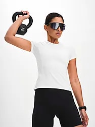 W SOFT FITNESS TEE - OFFWHITE Model01 Small1x1