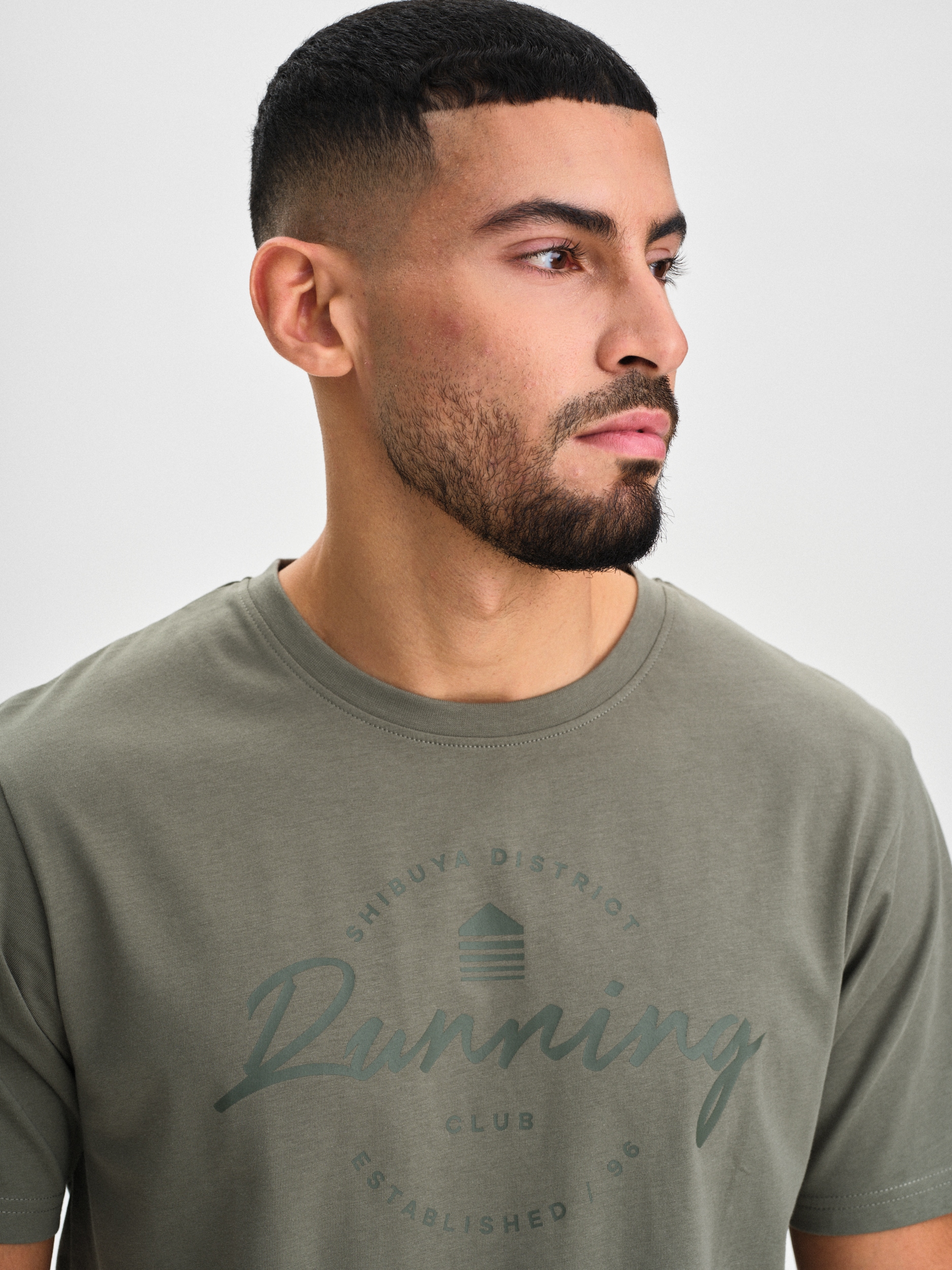 SOC, M GRAPHIC TEE