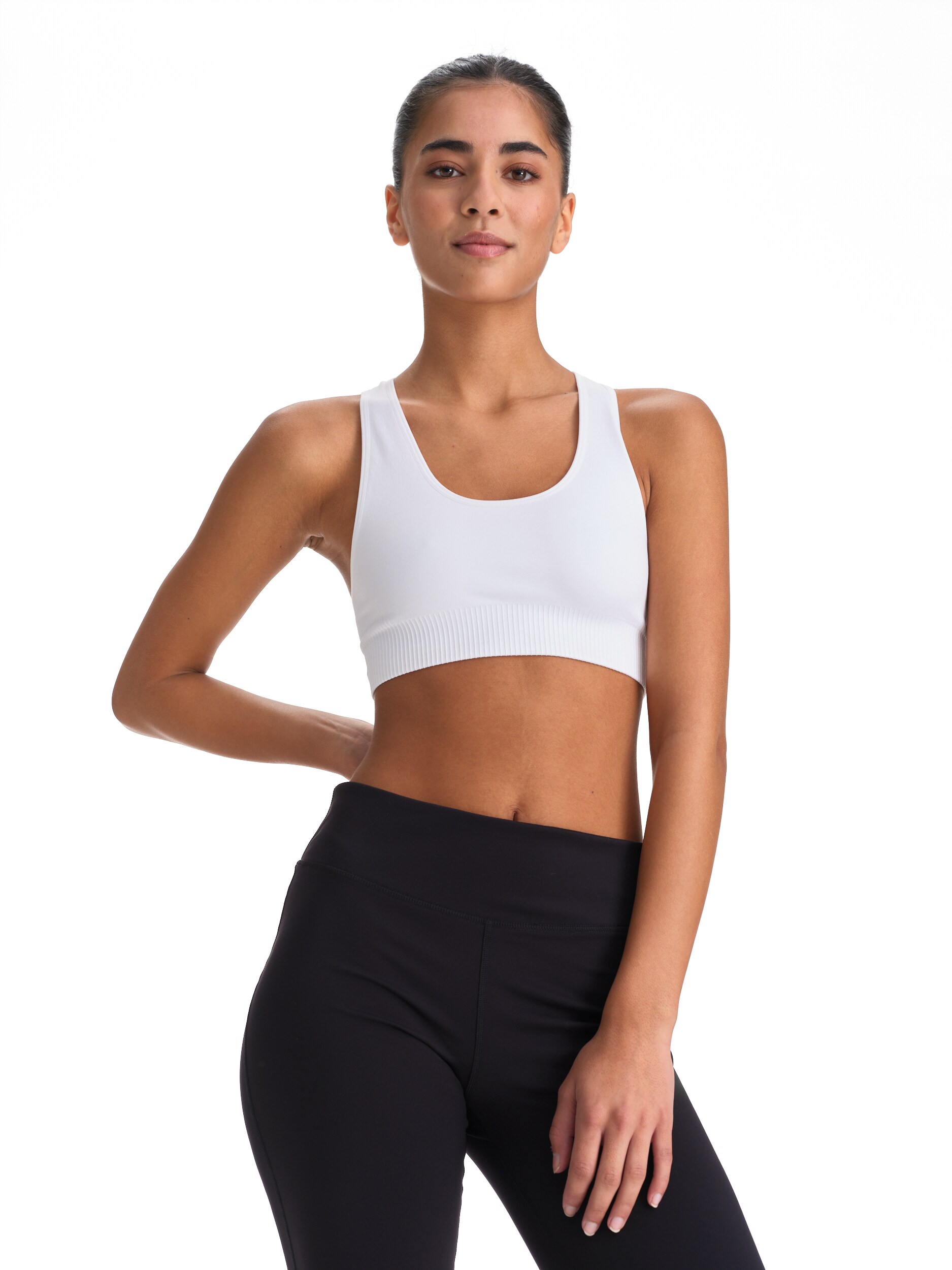 
GRATITUDE, 
Seamless Bra W, 
Detail 1
