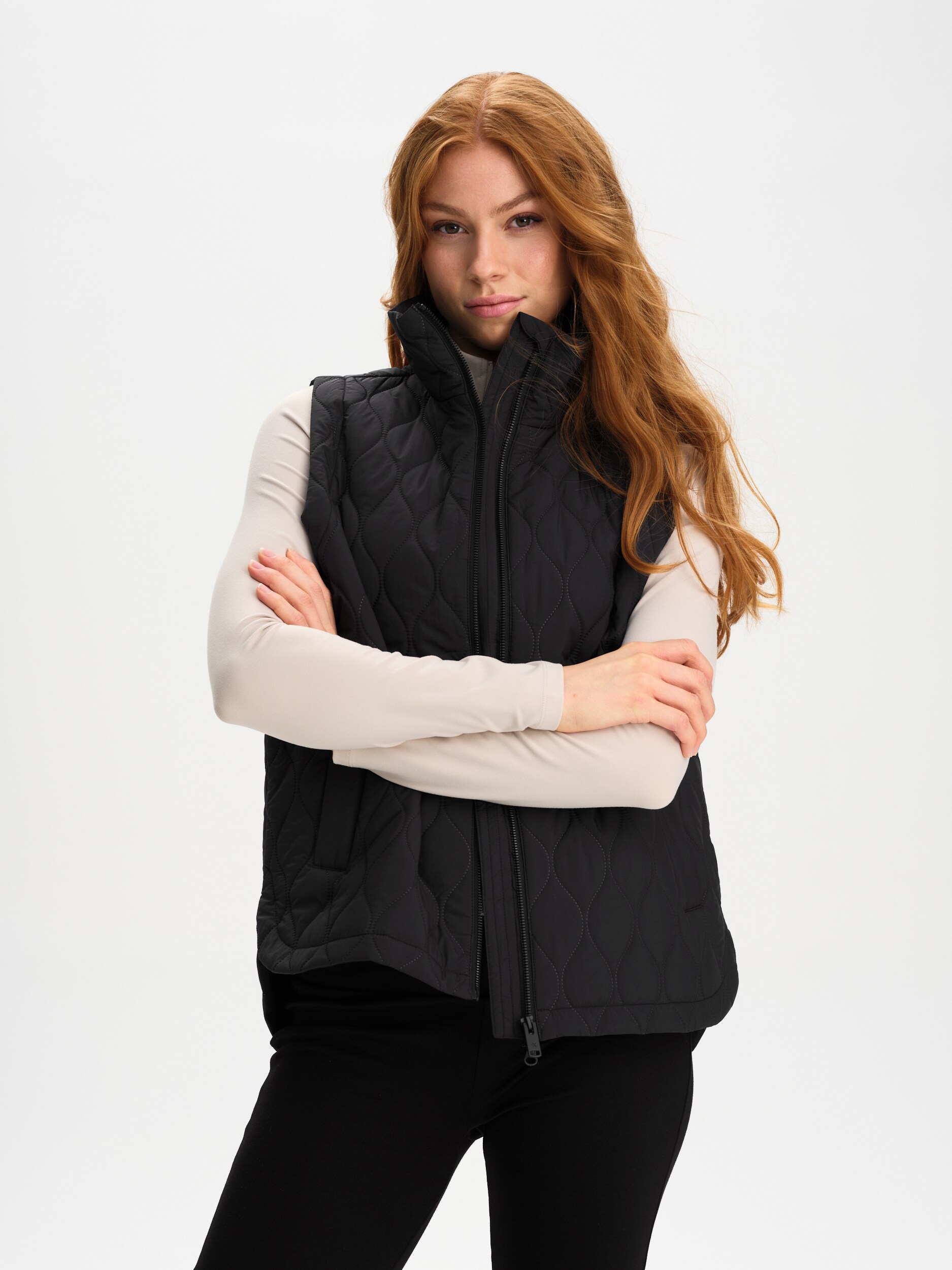 
EVEREST, 
W EMORY QUILT VEST, 
Detail 1
