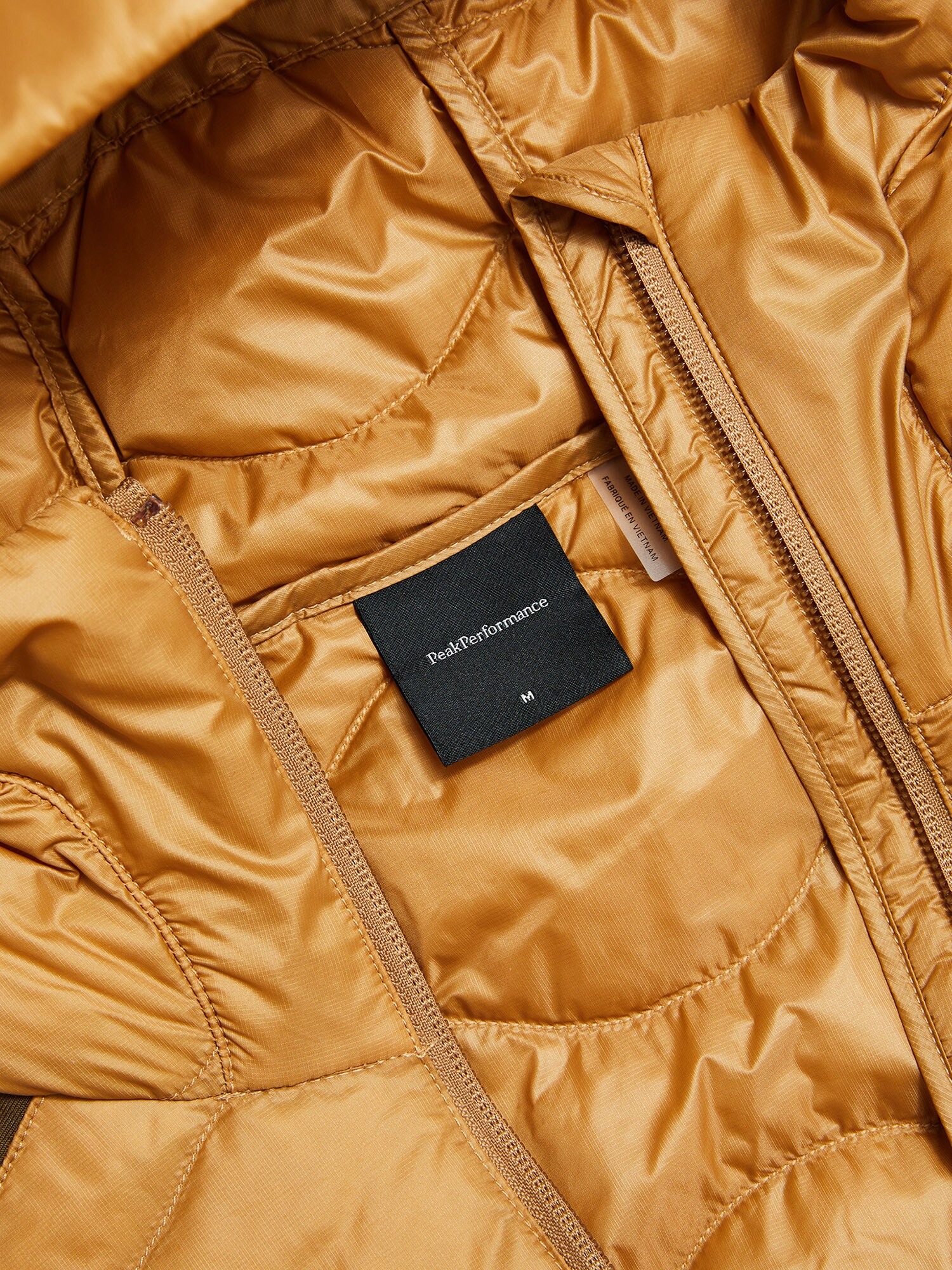 PEAK PERFORMANCE, M Helium Down Hybrid Hood