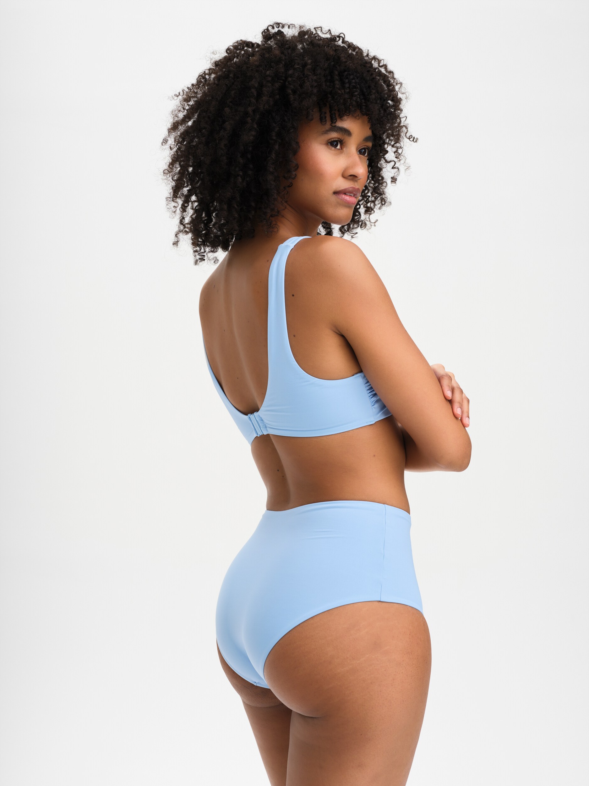 SOC, W Beach High Brief