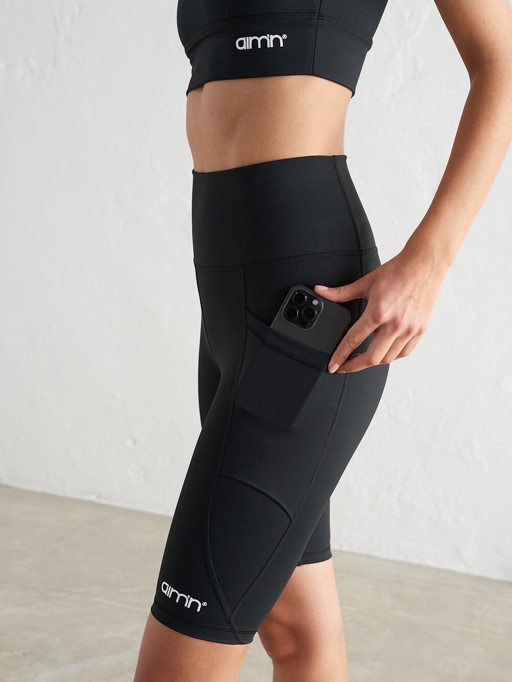 AIM&acute;N, DOUBLE POCKET MIDI BIKER SHORTS