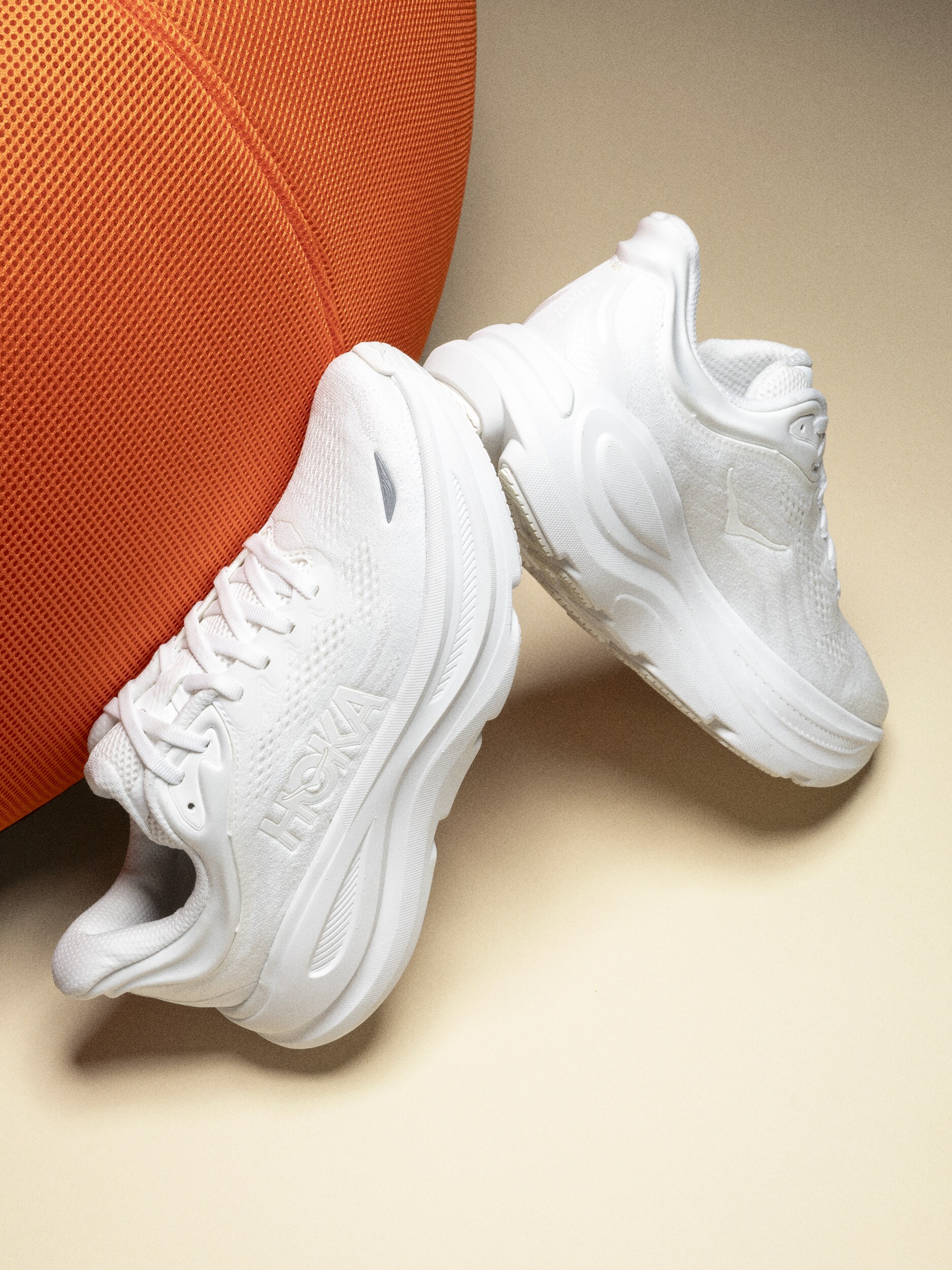 
HOKA, 
W Bondi 9, 
Detail 1
