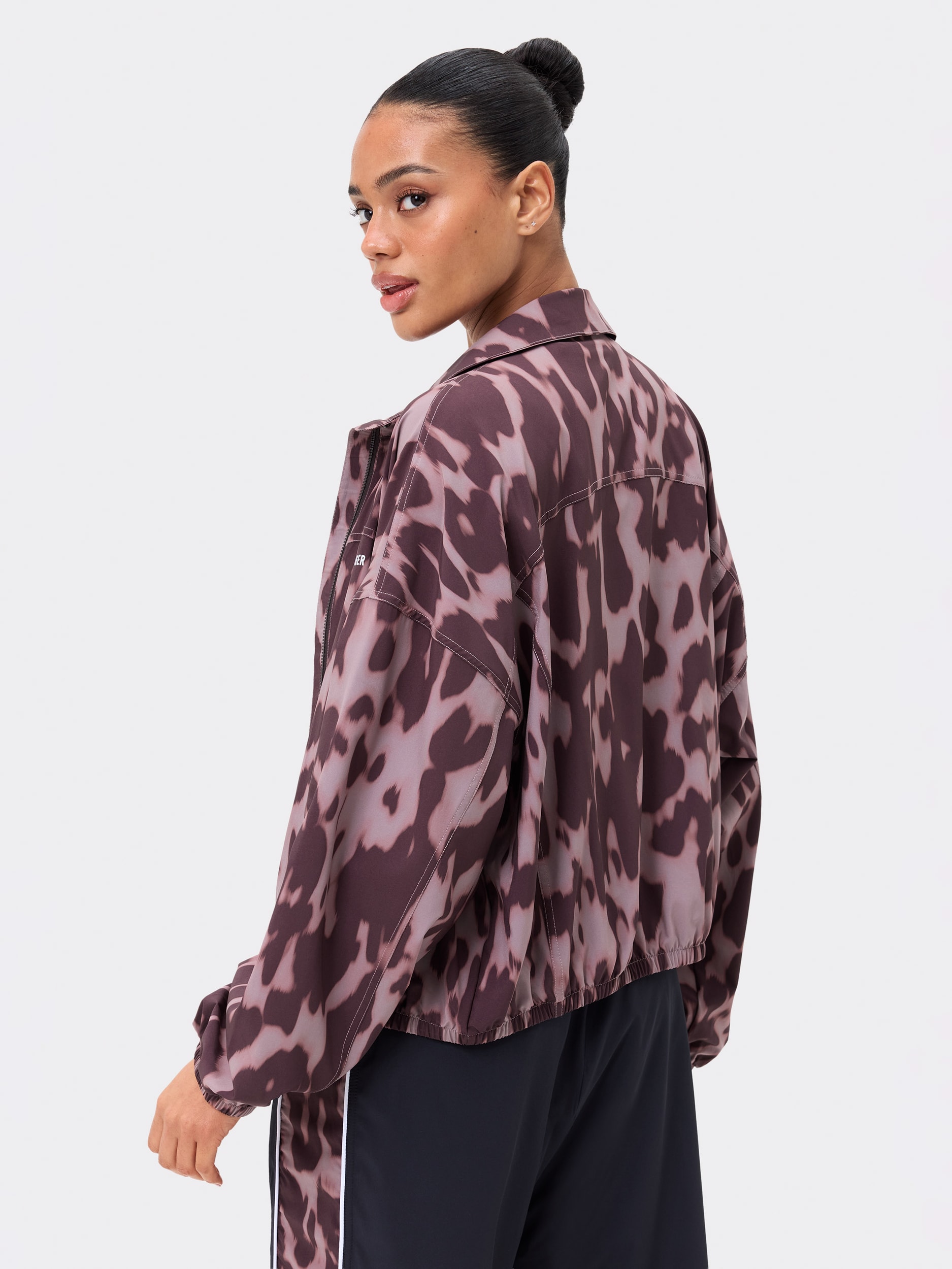 STRONGER, W BREEZY WOVEN JACKET
