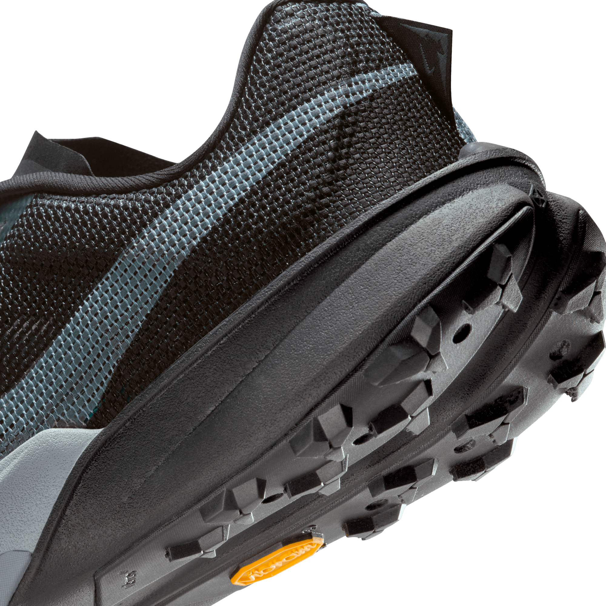 NIKE, M Terra Kiger 10