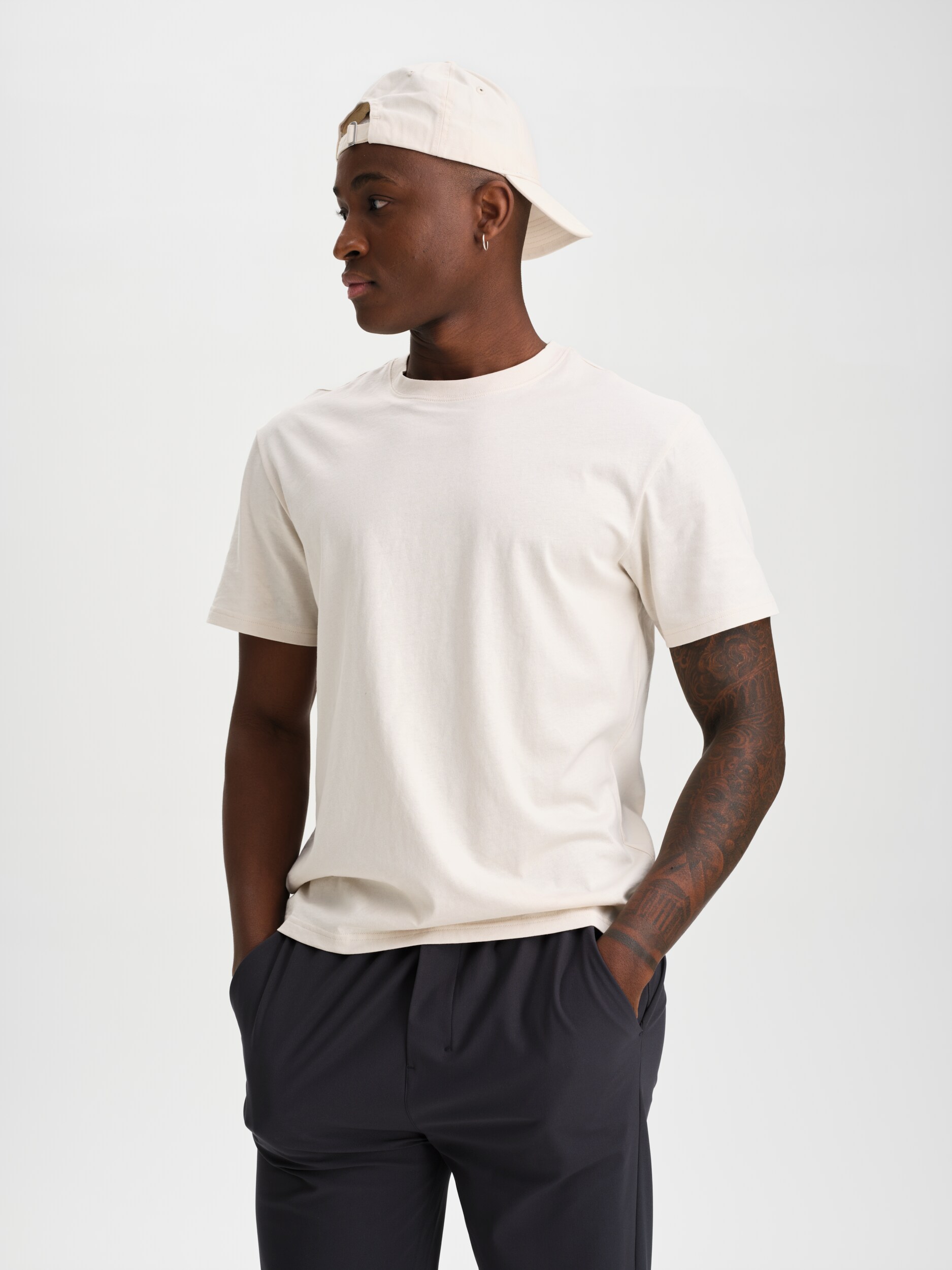 
SOC, 
M Relax Tee, 
Detail 1
