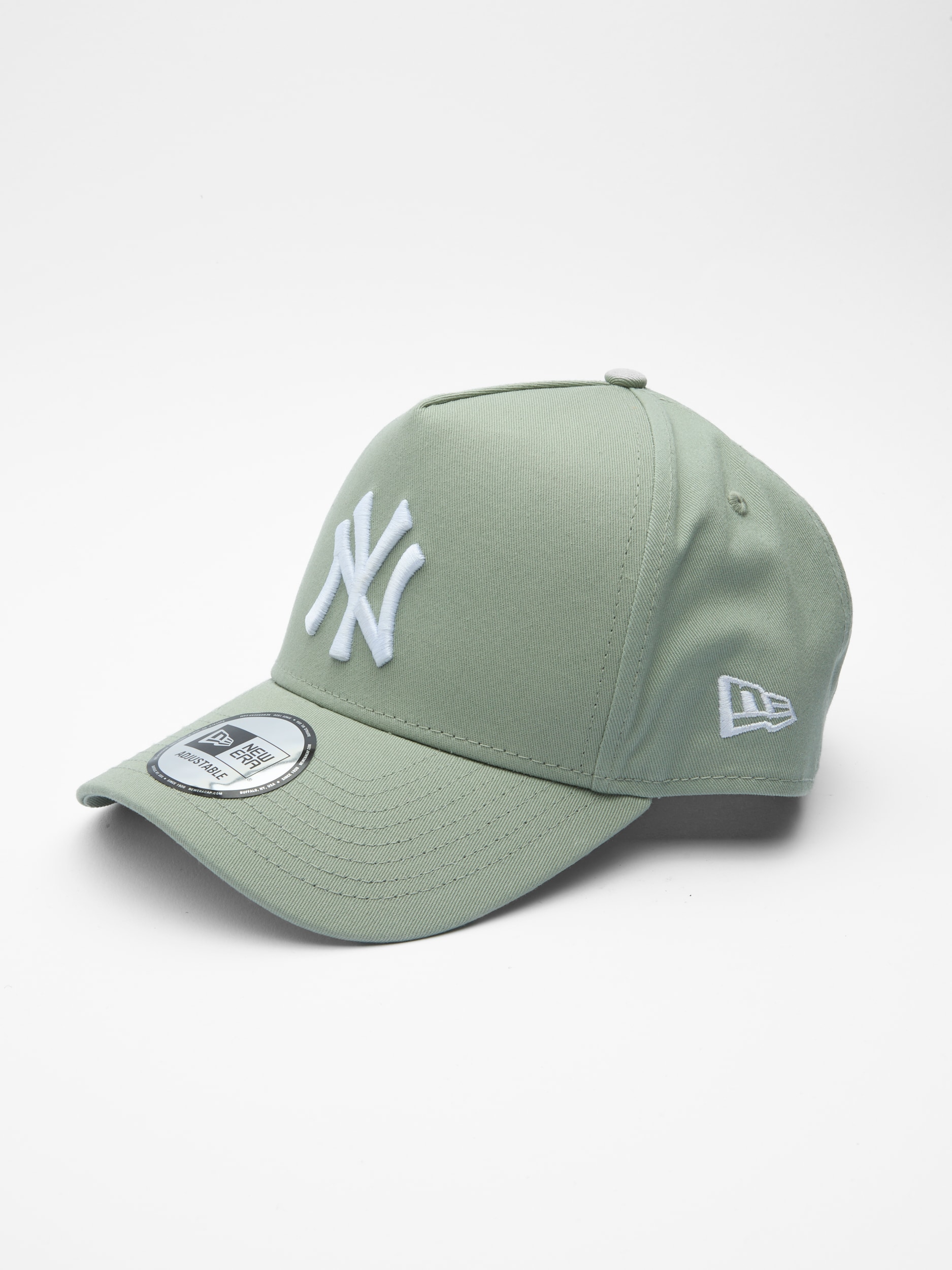 
NEW ERA, 
LEAGUE ESS EFRAME NEYYAN, 
Detail 1

