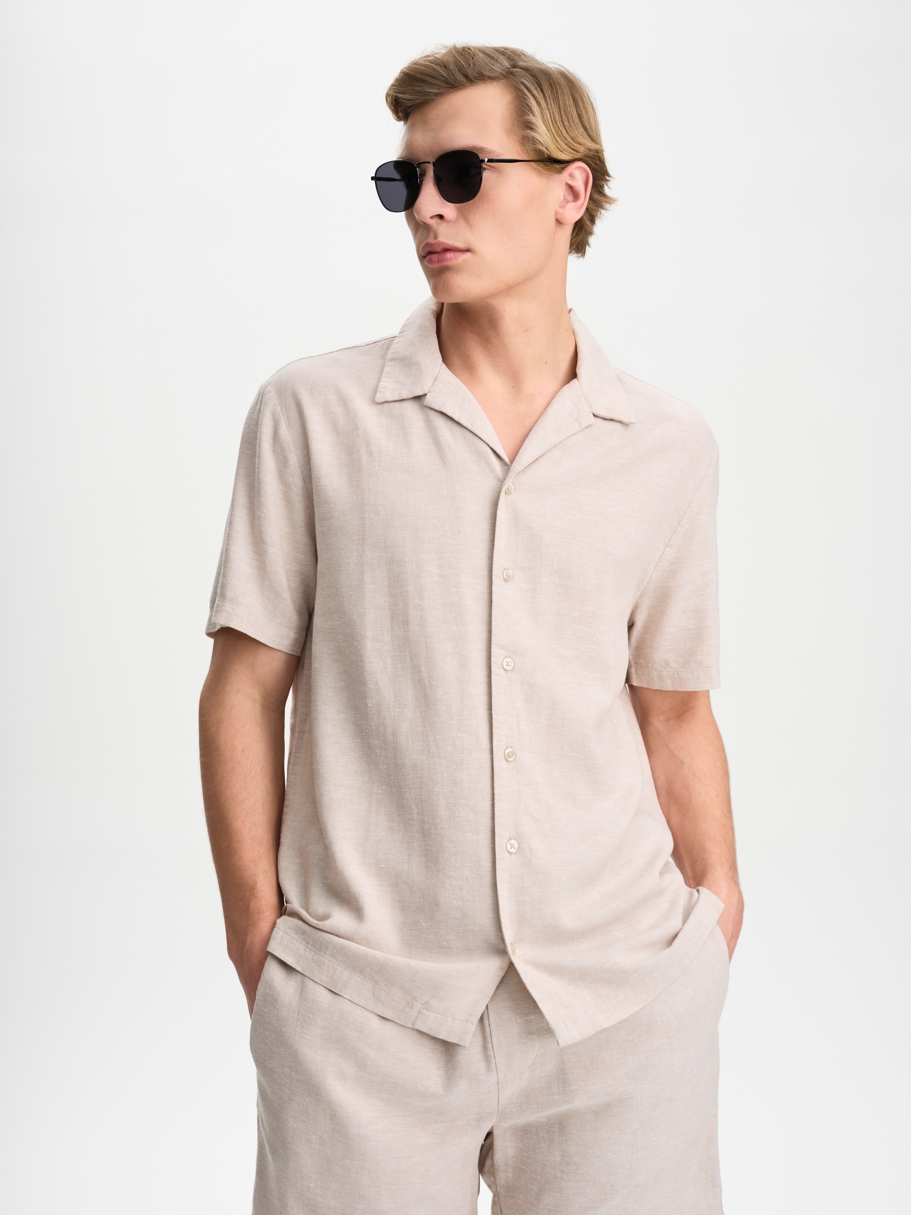 
RACE MARINE, 
M COAST LINEN SHIRT, 
Detail 1
