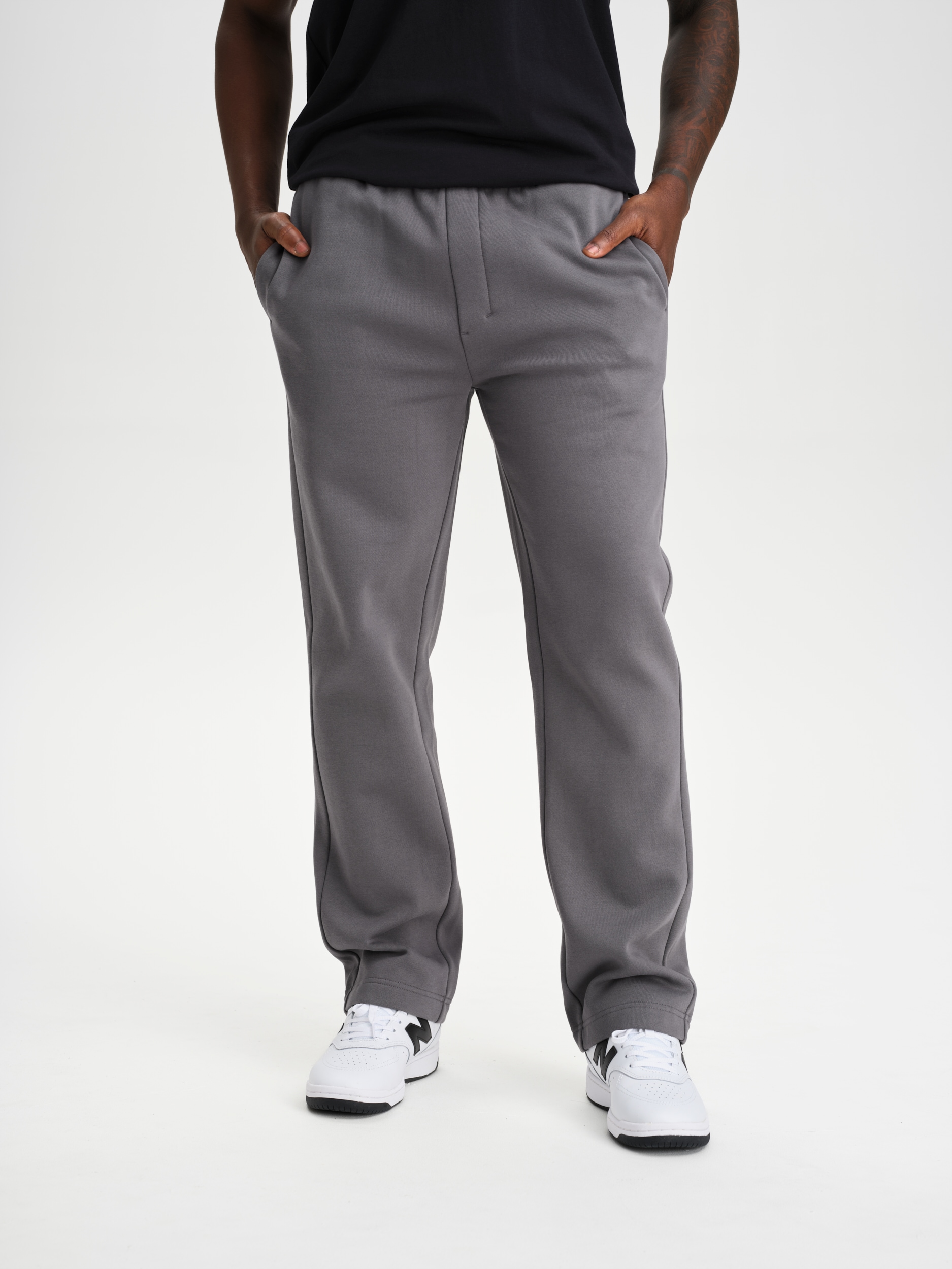 
SOC, 
M Core Straight Pant, 
Detail 1
